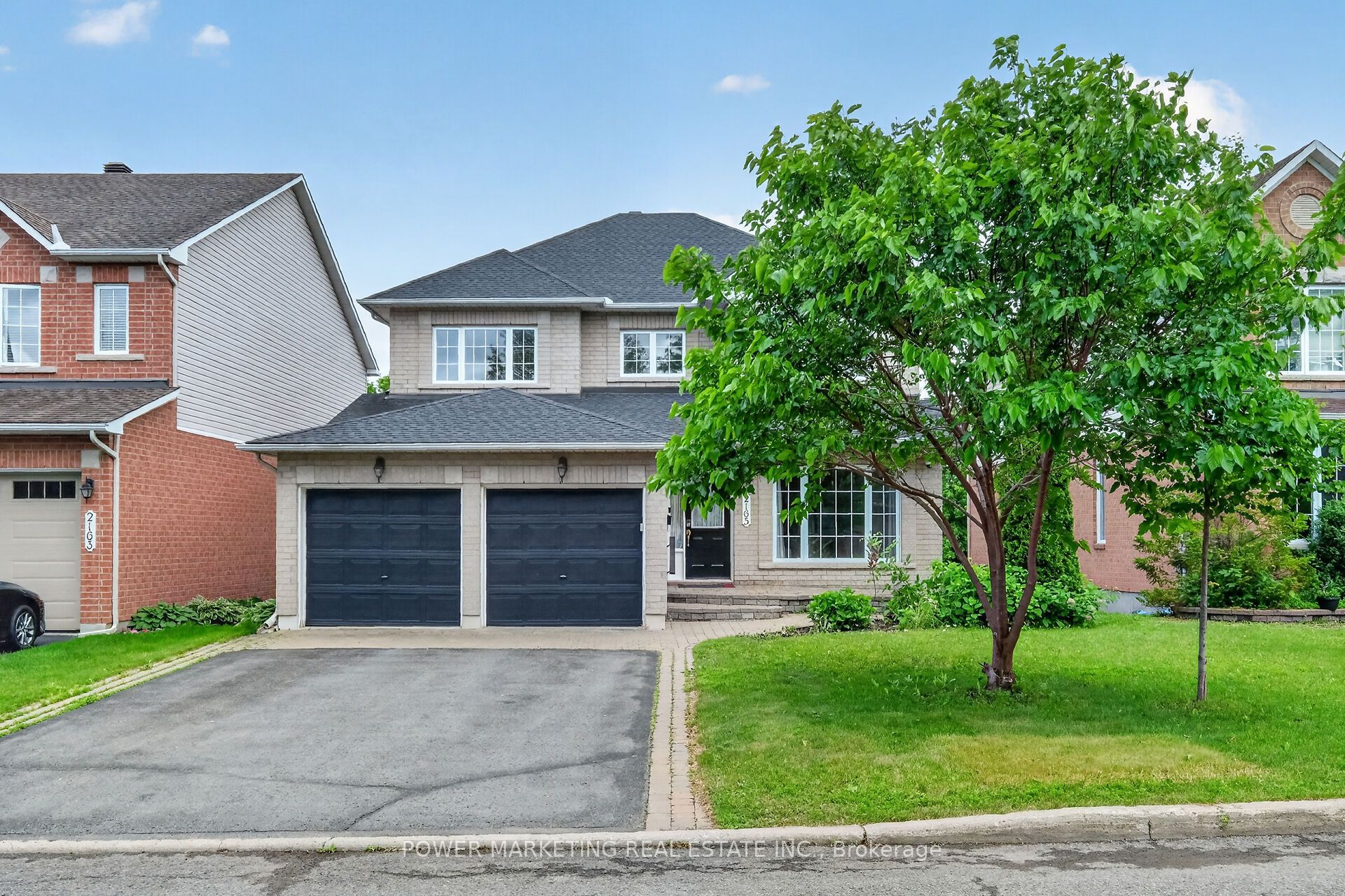 2165 BLUE WILLOW Crescent, Orleans - Convent Glen and Area, ON K1W 1K7 photo 2