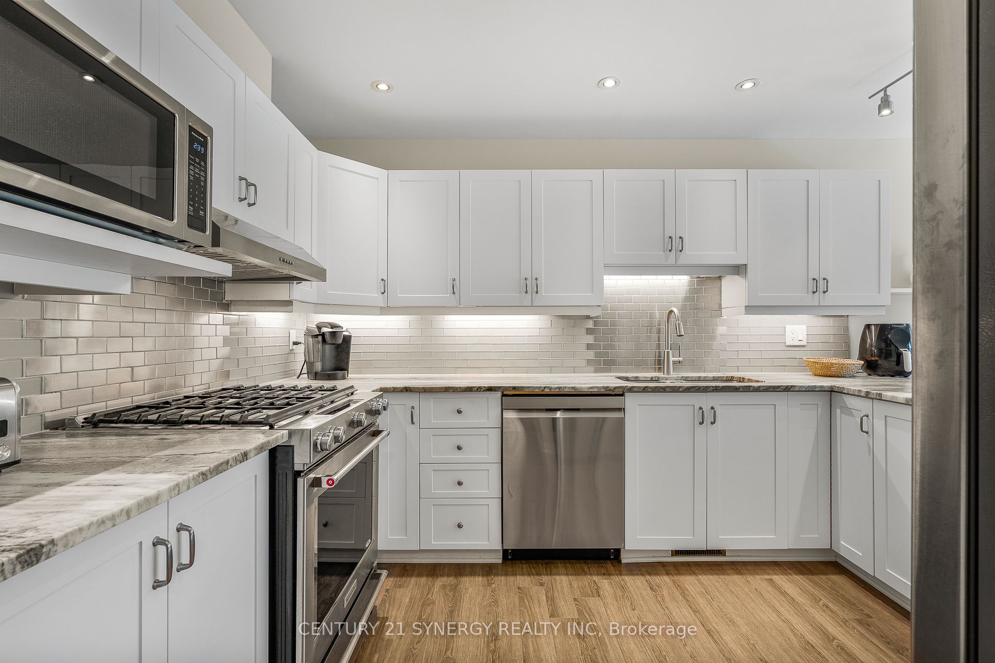 32 Innesbrook Court 16, Stittsville - Munster - Richmond, ON K2S 1C7 photo 4