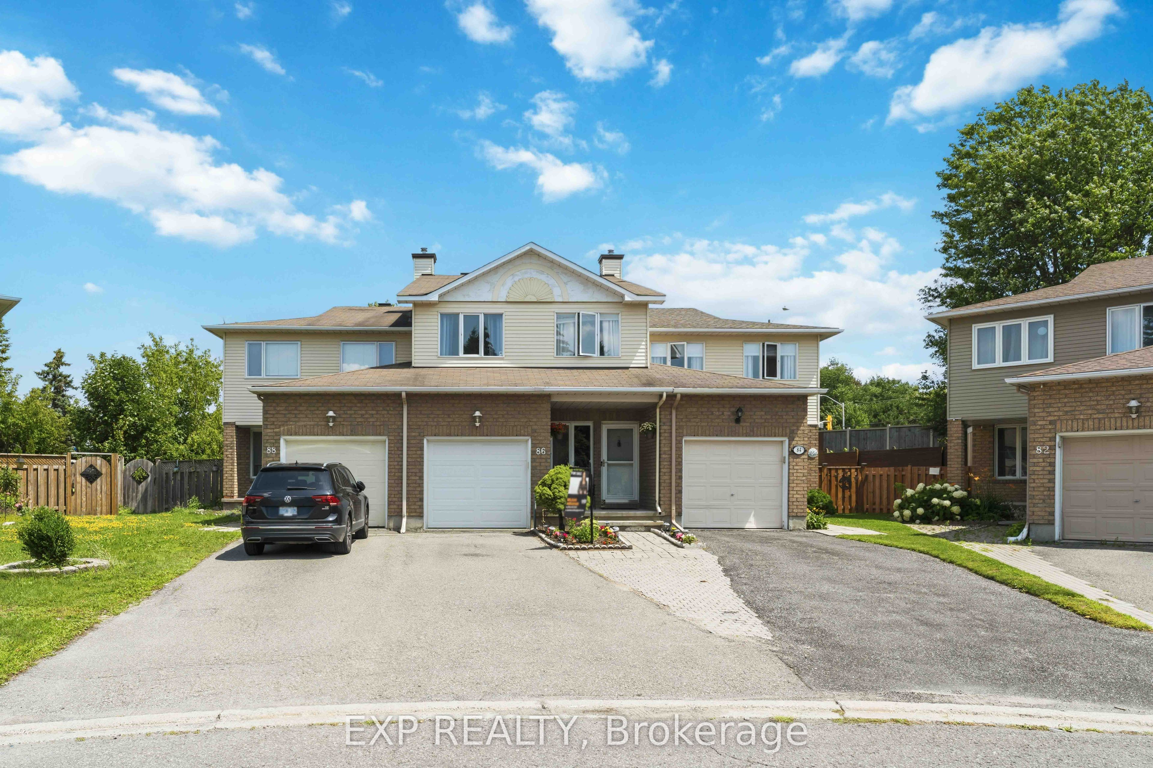 86 Scarlet Court, Hunt Club - South Keys and Area, ON K1T 3R6 photo 2