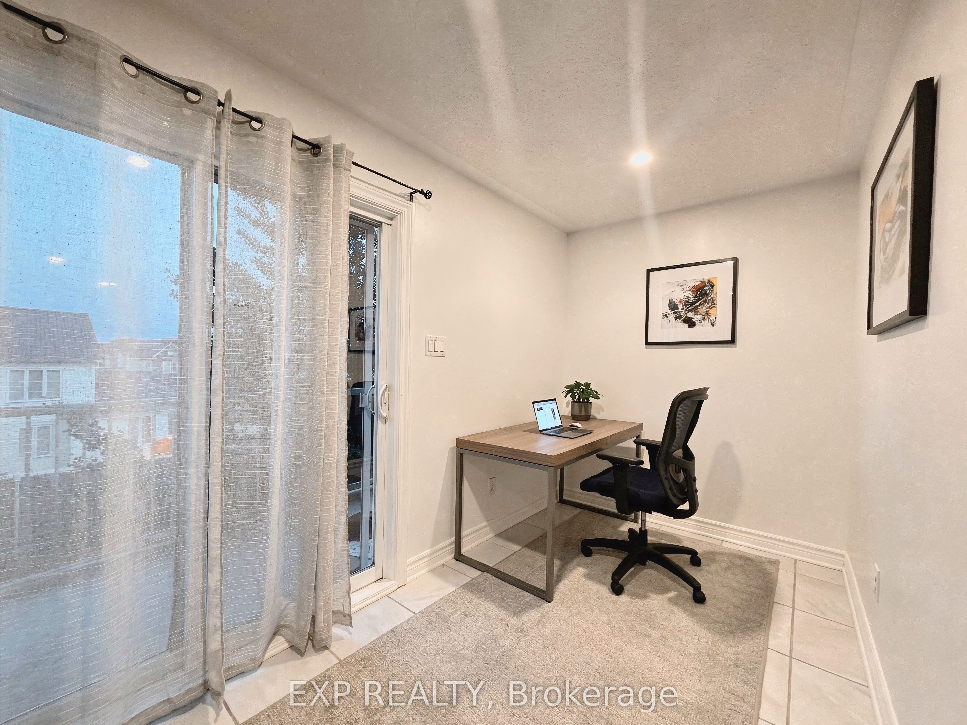 564 CHAPMAN MILLS Drive B, Barrhaven, ON K2J 3V2 photo 2