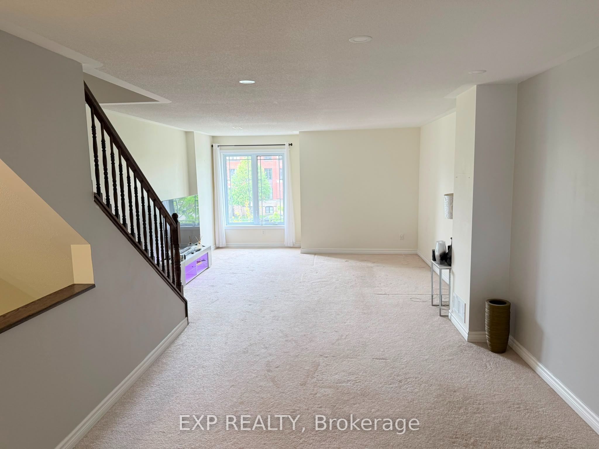 564 CHAPMAN MILLS Drive B, Barrhaven, ON K2J 3V2 photo 5
