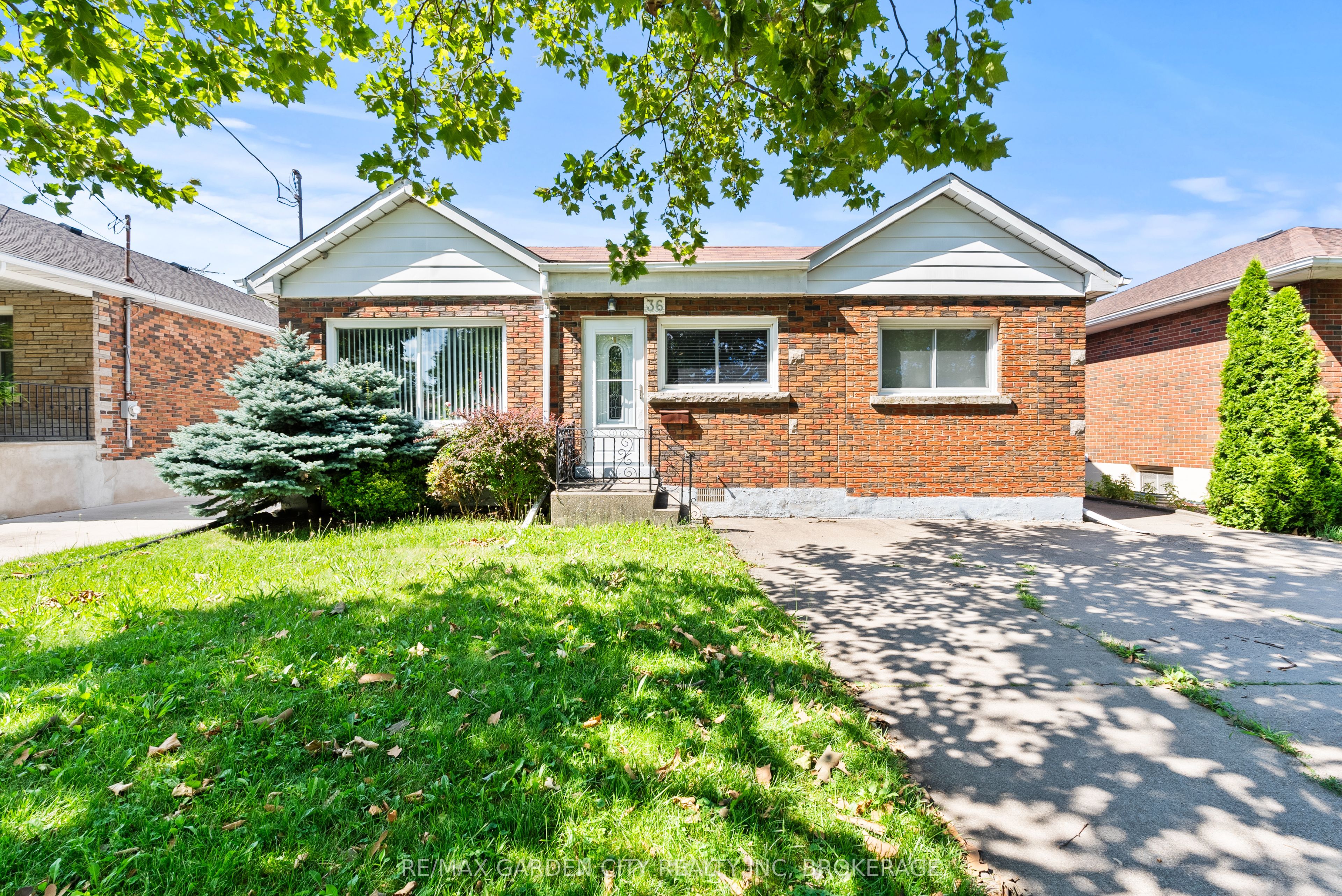 36 Rose Avenue, Thorold, ON L2V 3C6