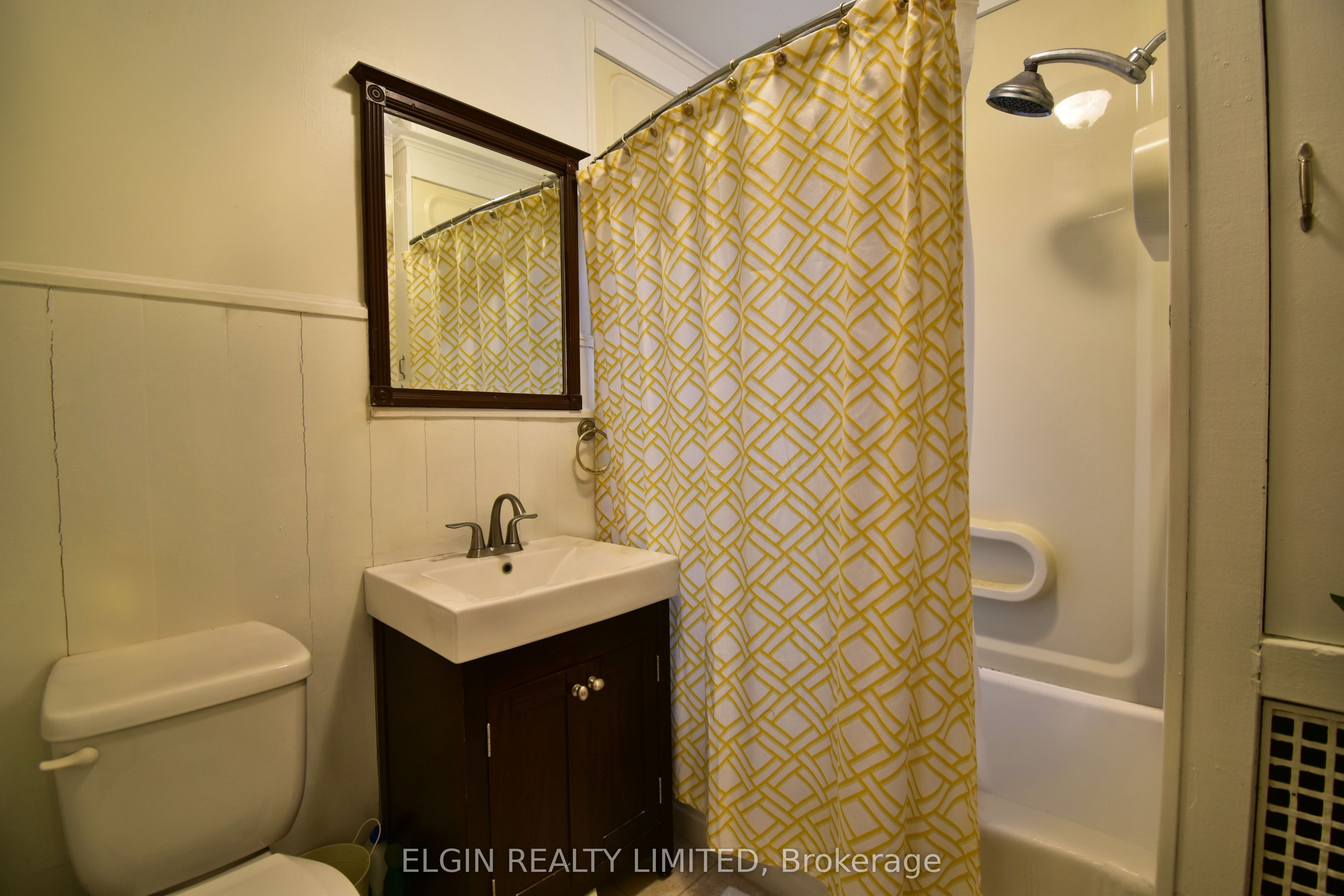 17 Prince Albert Street, St. Thomas, ON N5R 1Z7 photo 5