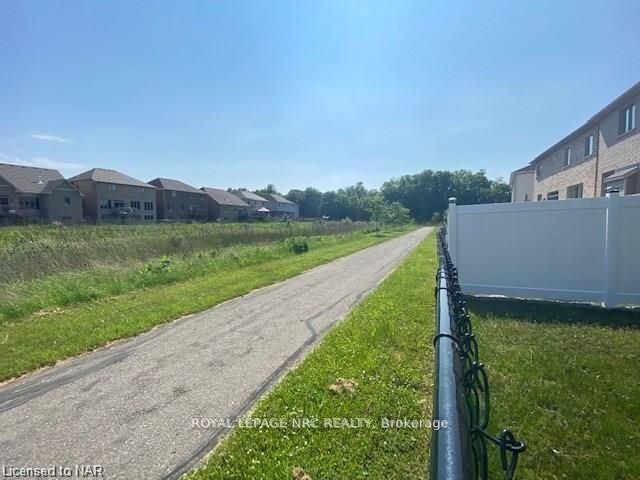 7801 SASSAFRAS Trail, Niagara Falls, ON L2H 0N5 photo 5