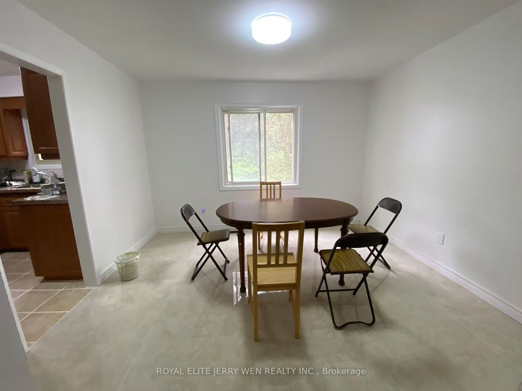 419 Stillmeadow Circle, Waterloo, ON N2L 5M1 photo 3