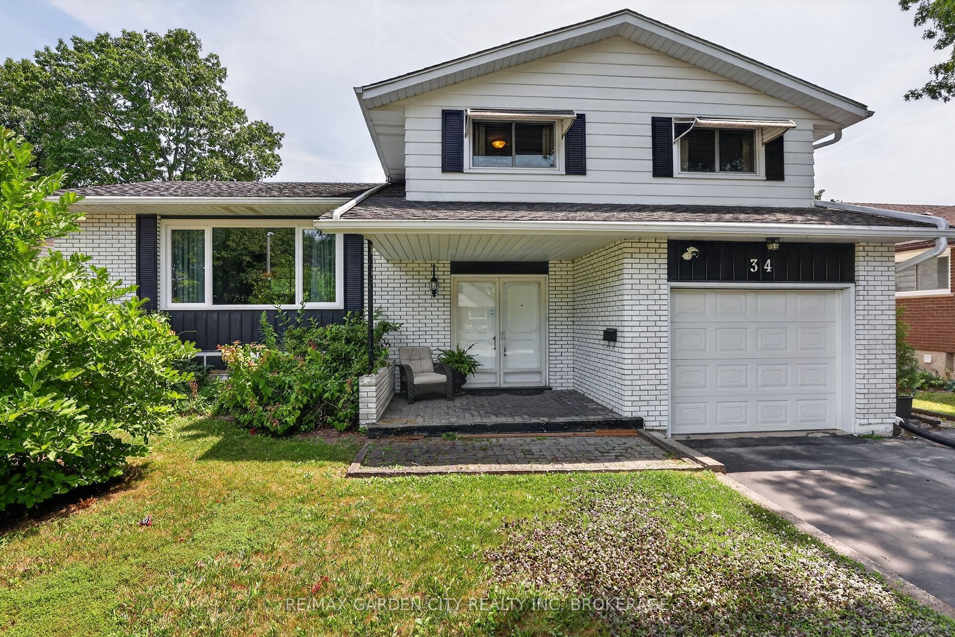 34 Donna Marie Drive, Welland, ON L3C 2X5