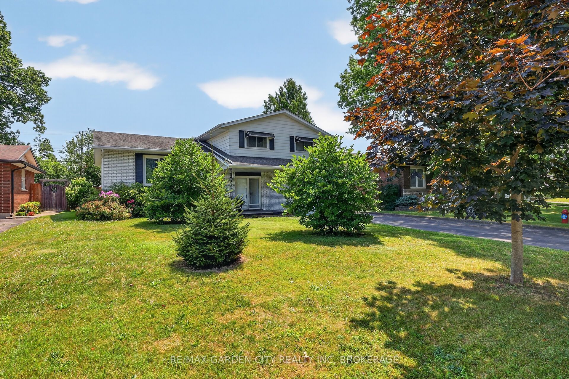 34 Donna Marie Drive, Welland, ON L3C 2X5 photo 3