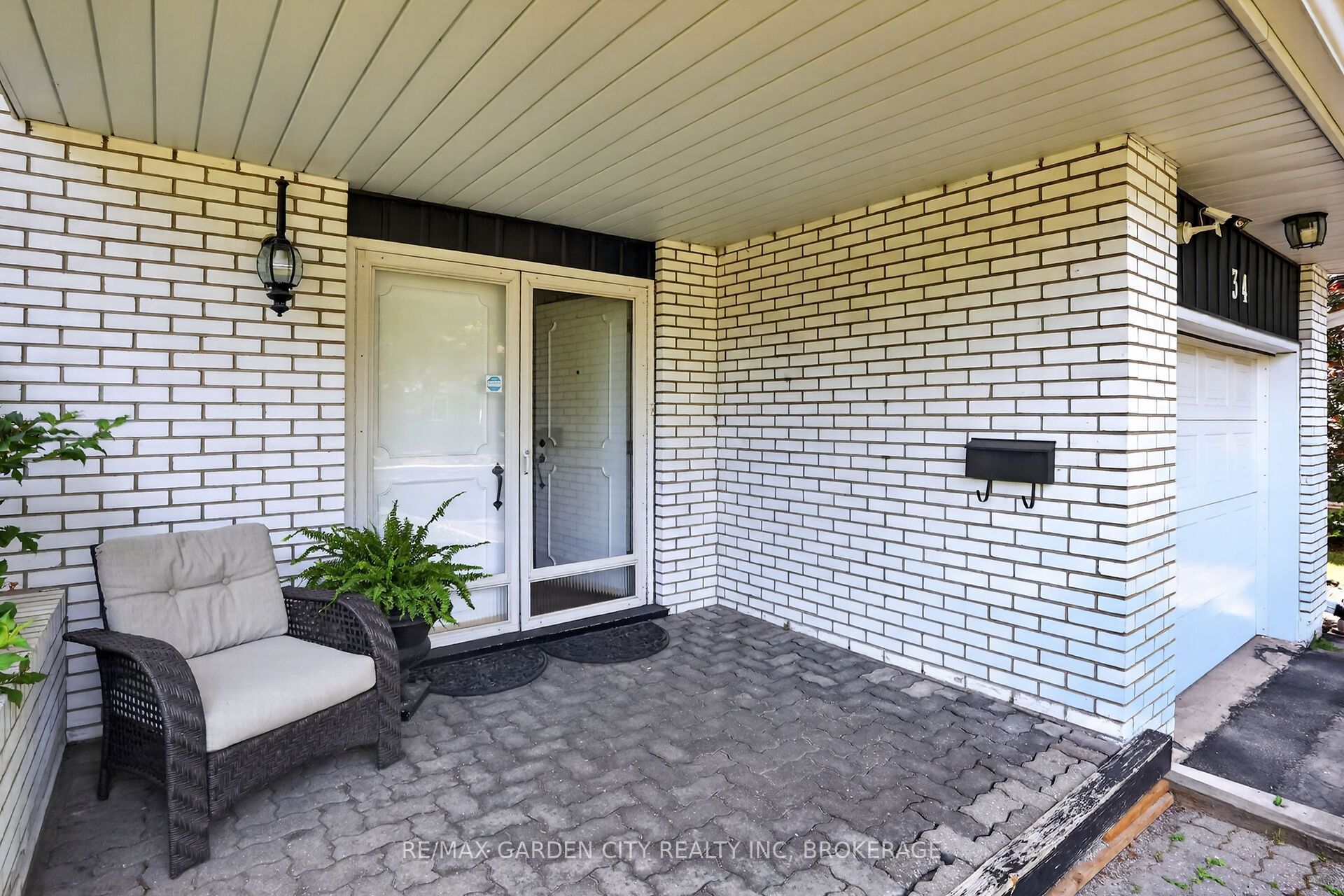 34 Donna Marie Drive, Welland, ON L3C 2X5 photo 5
