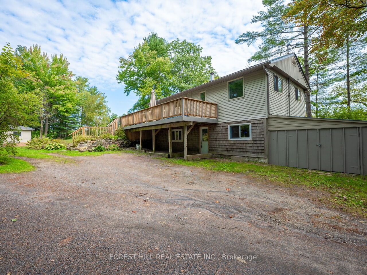 1006 Youngs Road #8, Muskoka Lakes, ON P0B 1J0