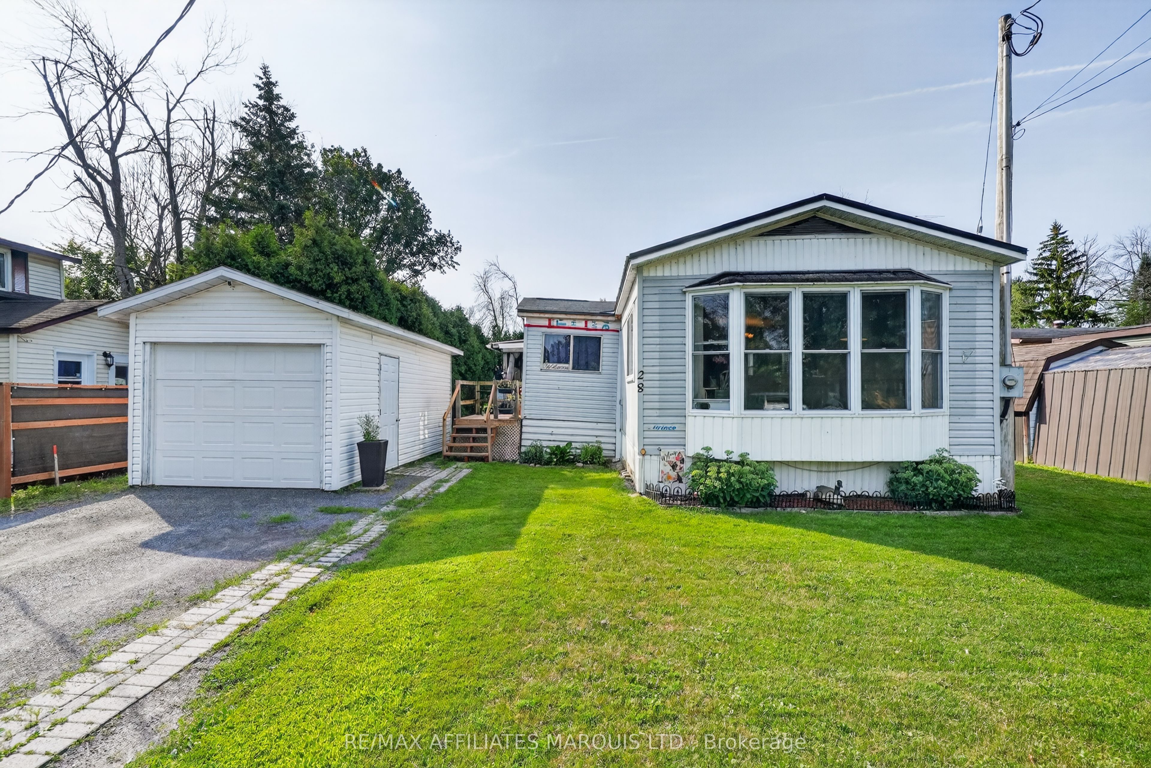28 Thomas Street, South Glengarry, ON K0C 1N0 photo 2