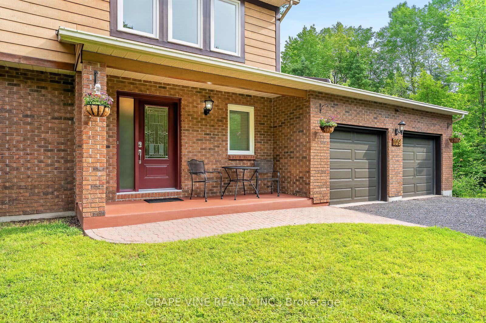 109 MIDVALE Drive, Carp - Huntley Ward, ON K0A 1L0 photo 3