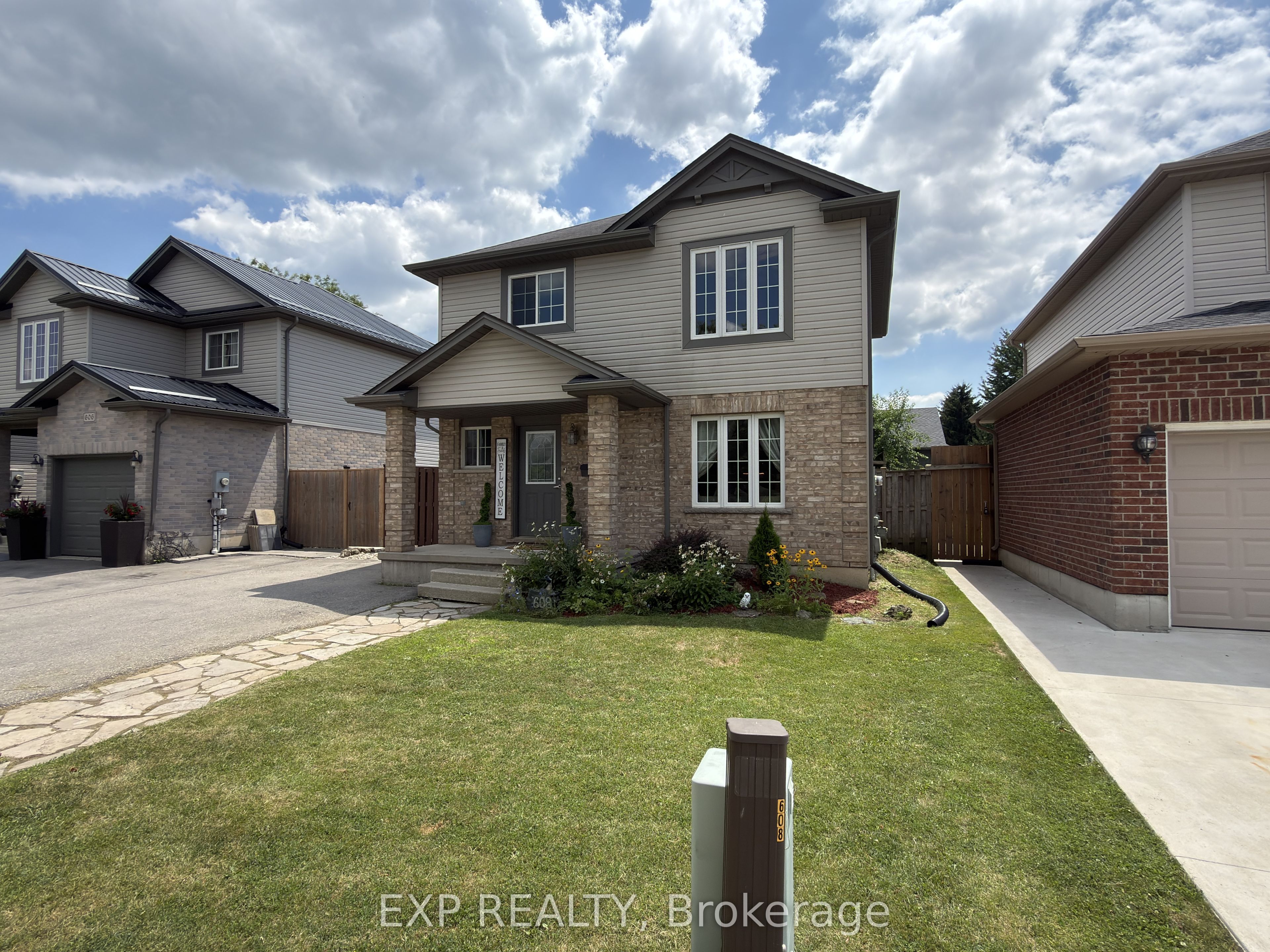 608 Highview Drive, St. Thomas, ON N5R 6B4 photo 2