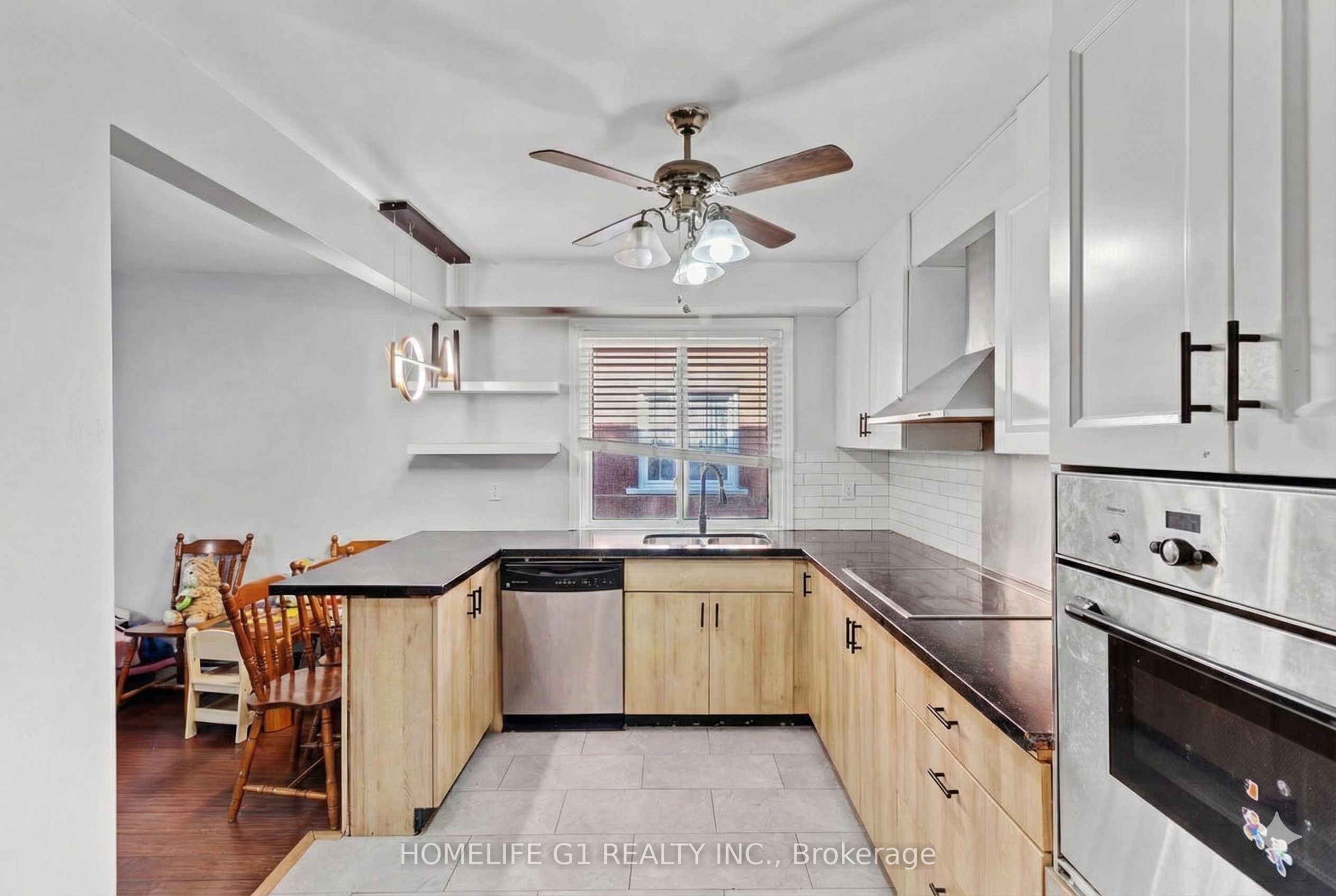 57 Linnwood Avenue, Cambridge, ON N1R 1V2 photo 2