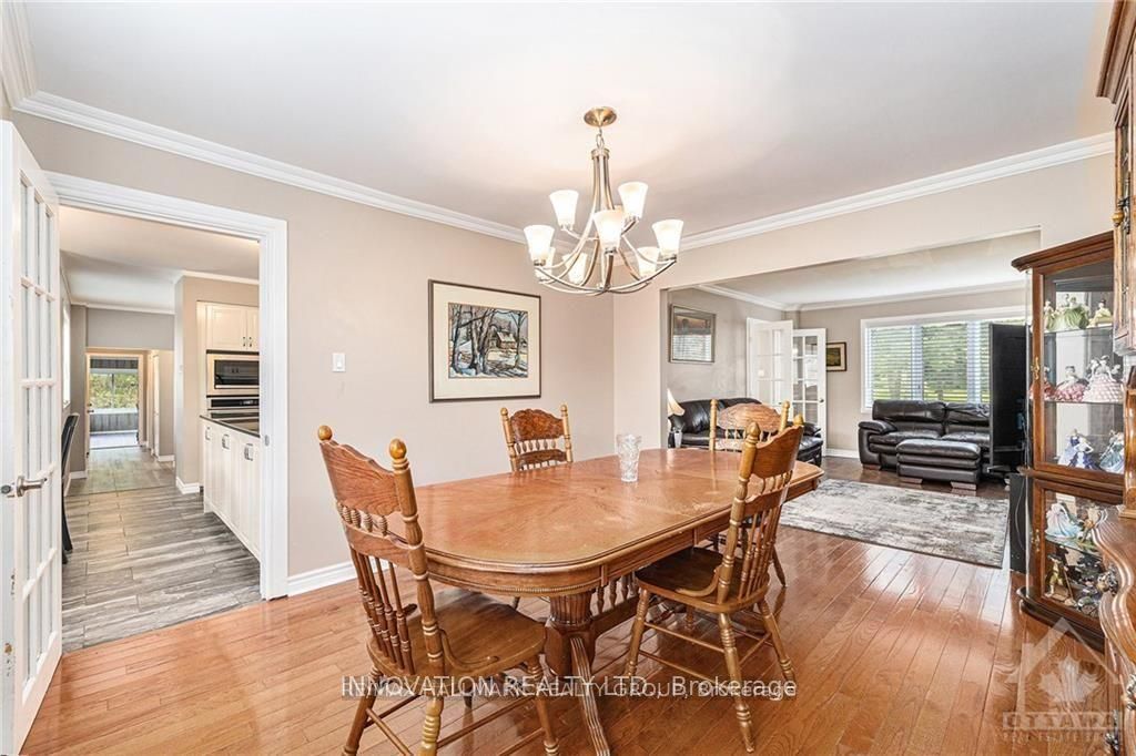 7 Grierson Lane, Kanata, ON K2W 1A6 photo 5