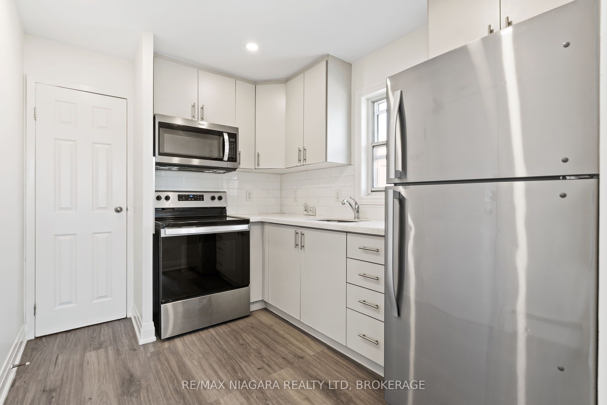 237 Church Street 2, St. Catharines, ON L2R 3E8