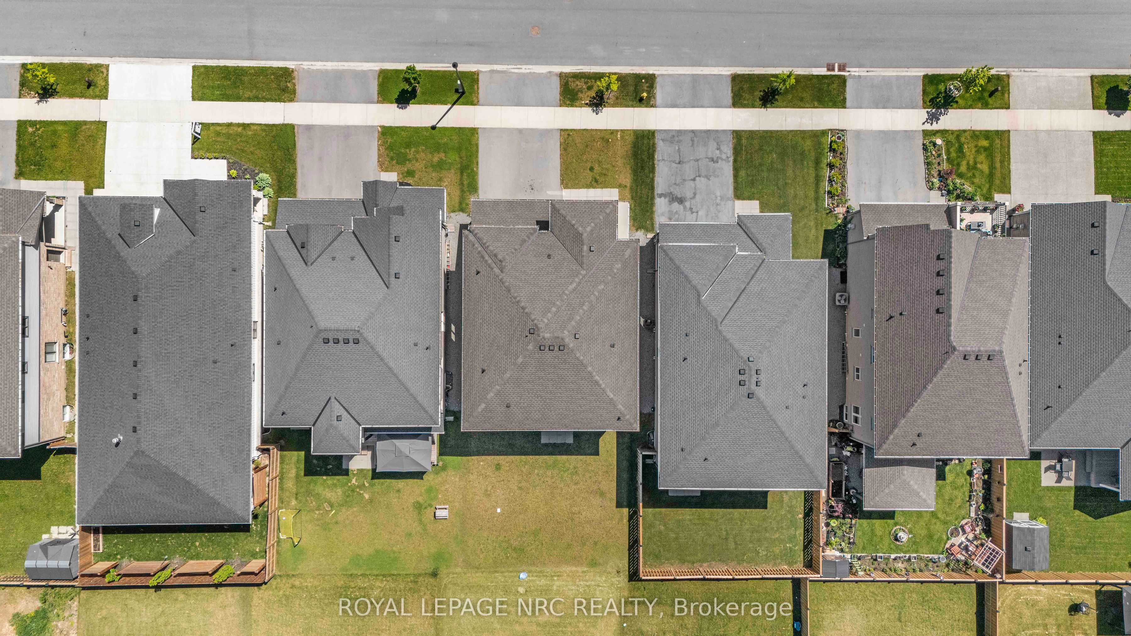 12 Swan Avenue, Pelham, ON L0S 1E6 photo 4