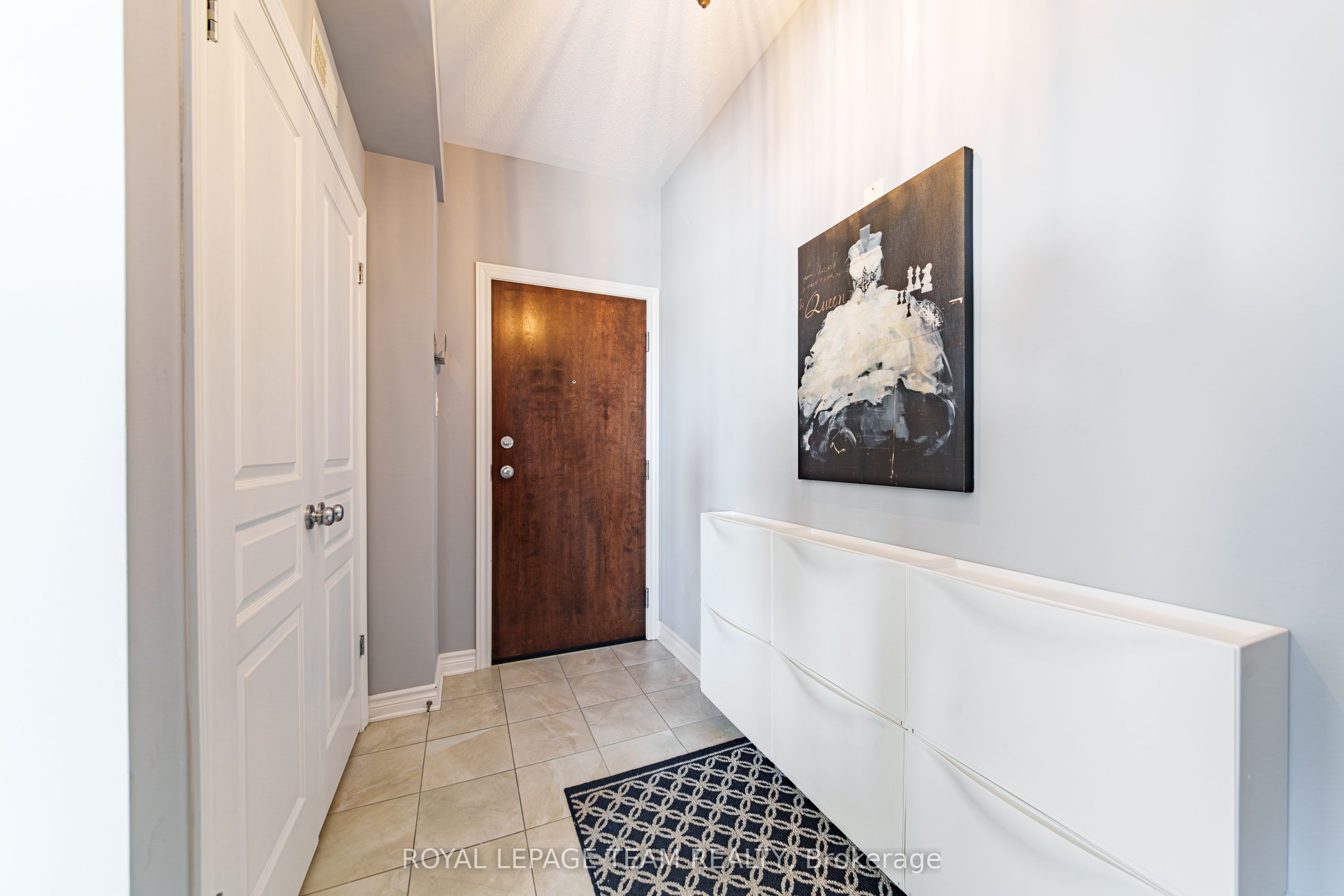 67 Tipperary Private N E, Barrhaven, ON K2J 2T3 photo 2