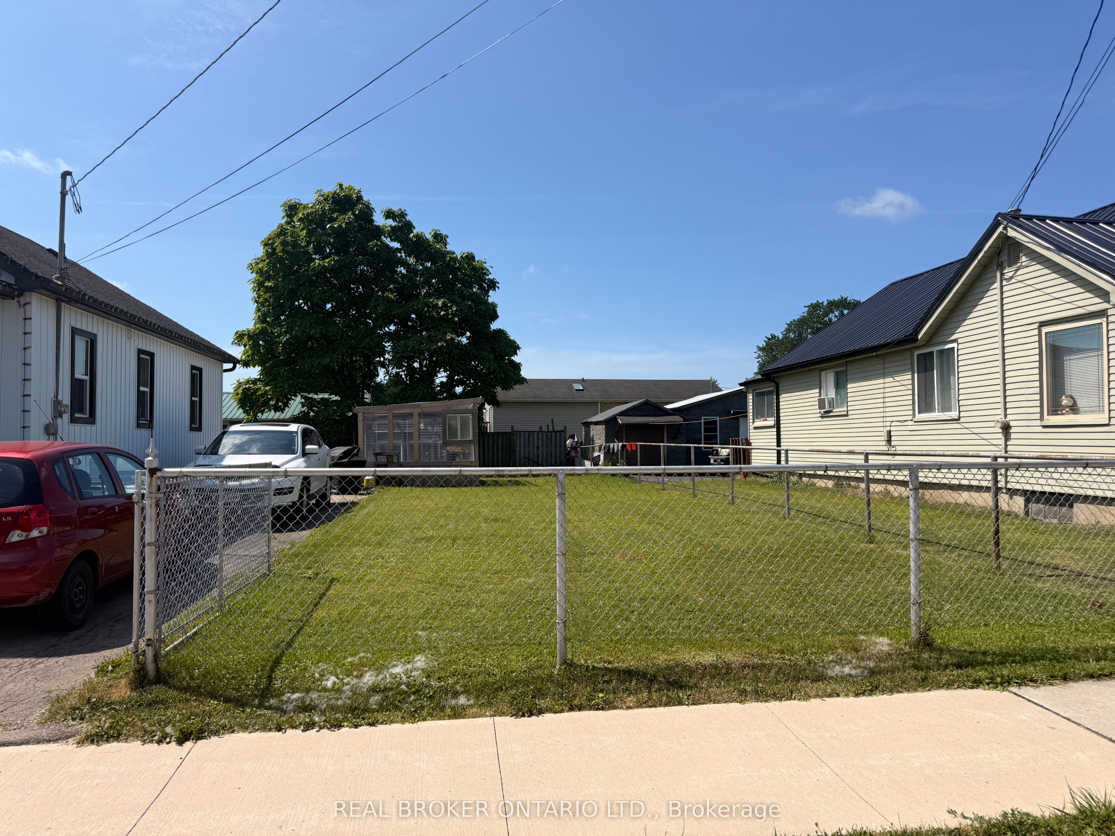 462 East Main Street, Welland, ON L3B 3X6
