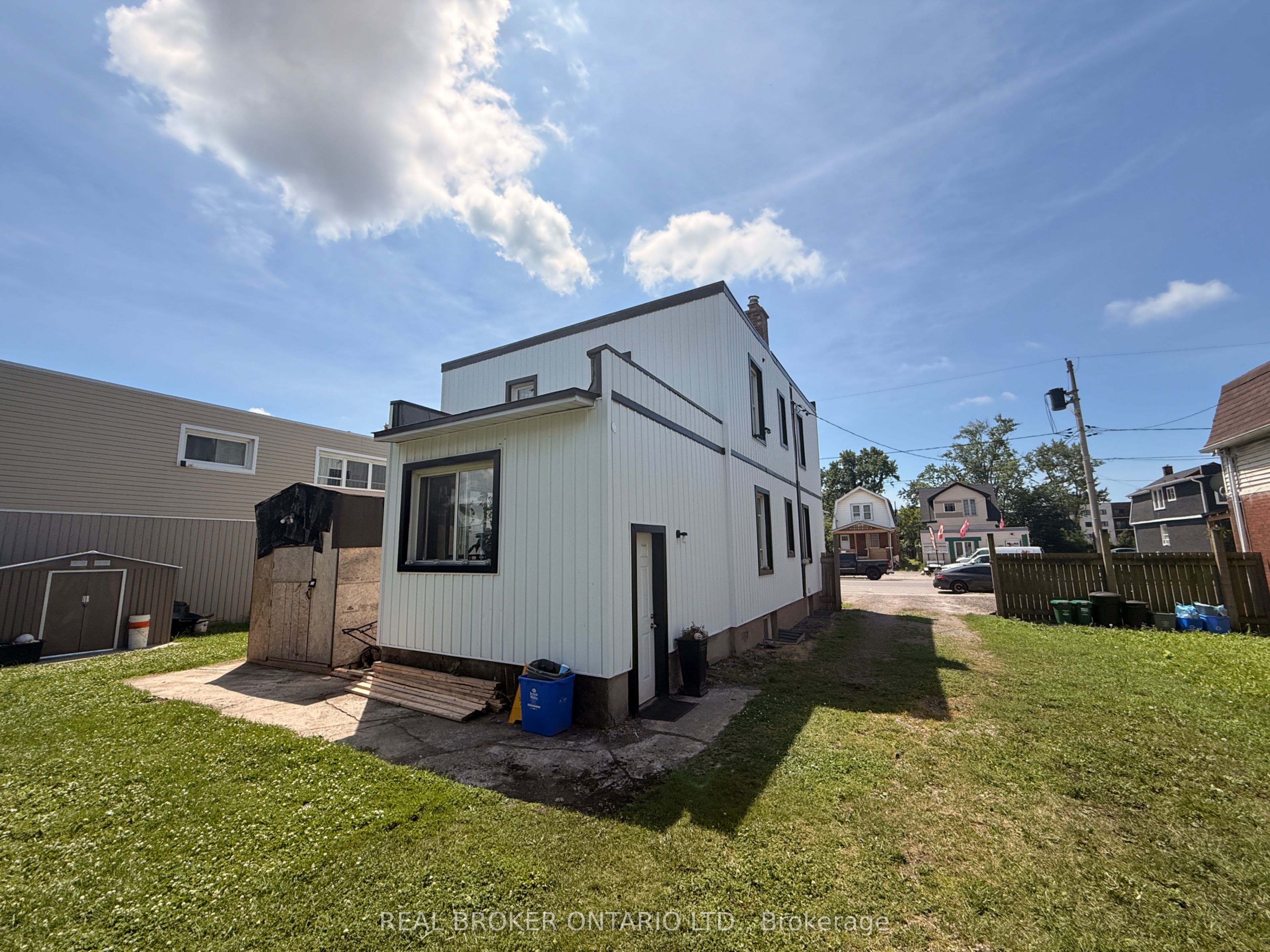 462 East Main Street, Welland, ON L3B 3X6 photo 5