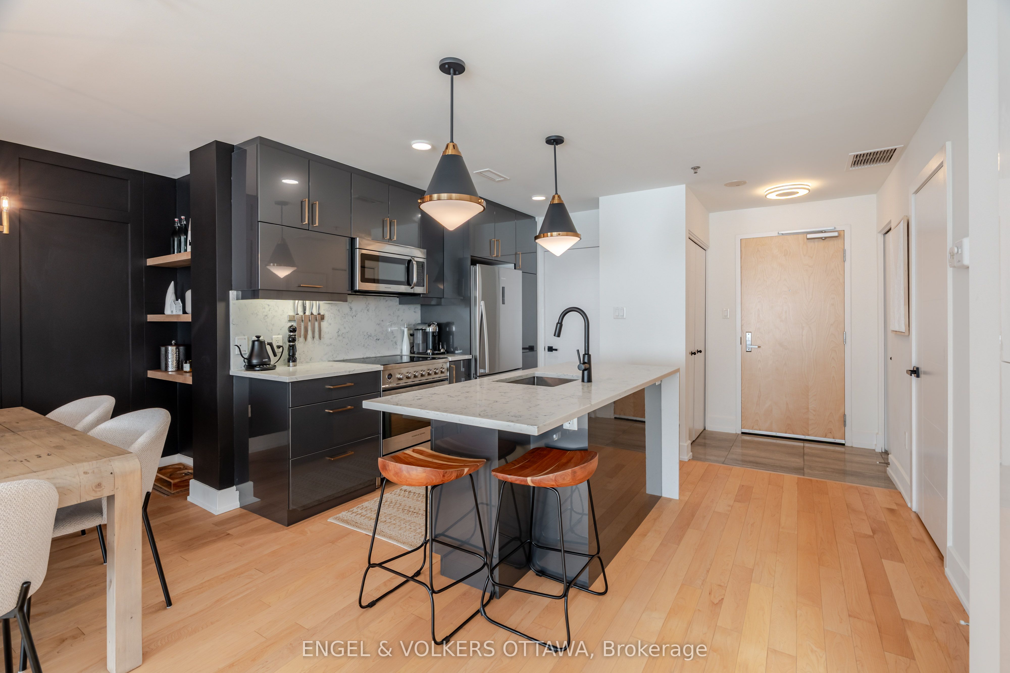 197 Lisgar Street 218, Ottawa Centre, ON K2P 0X5 photo 5
