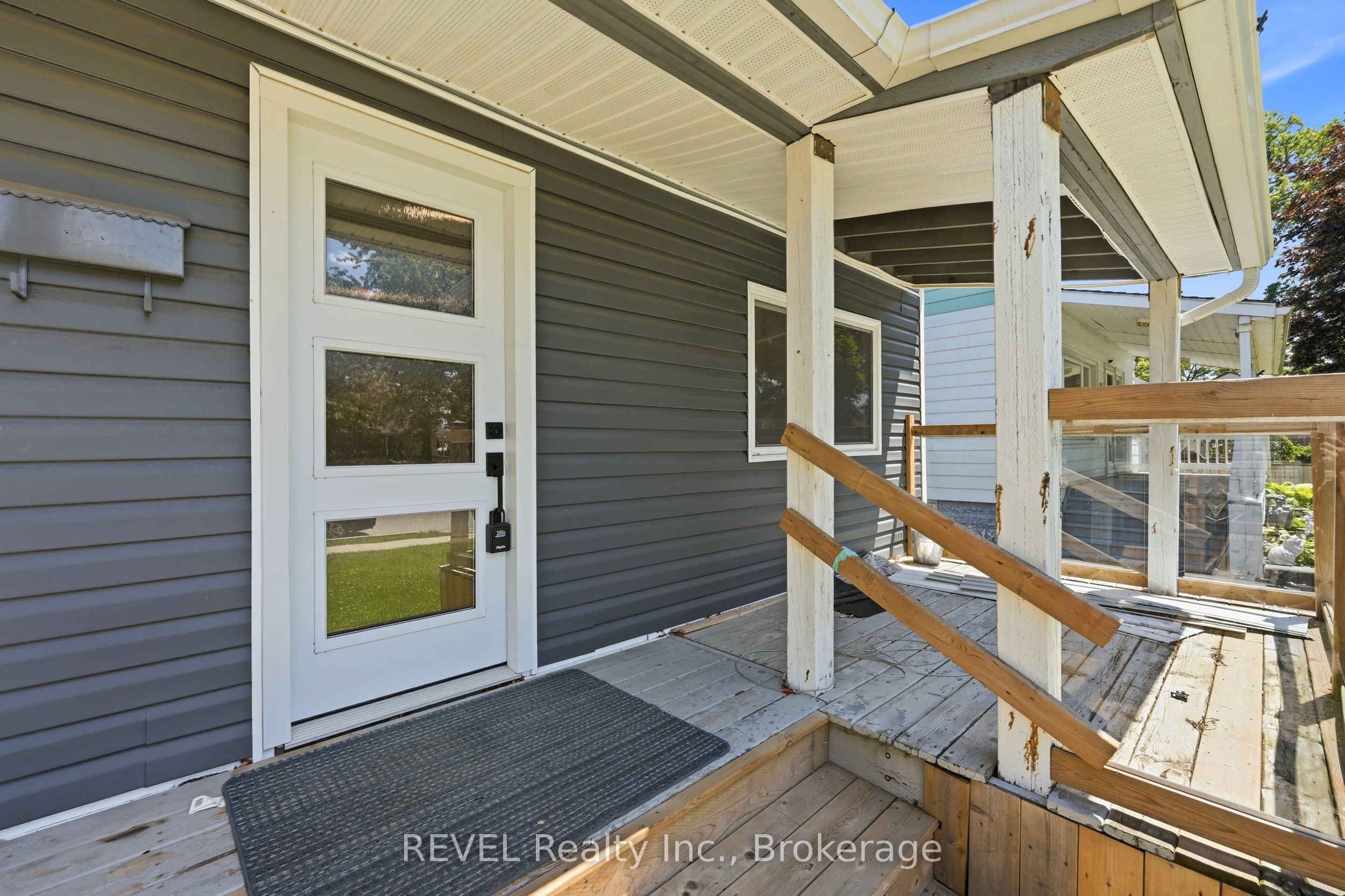 9 McNaughton Road, Welland, ON L3B 2R4 photo 5