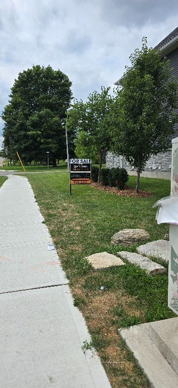 439 Athlone Avenue 1A, Woodstock, ON N4V 0C8 photo 3