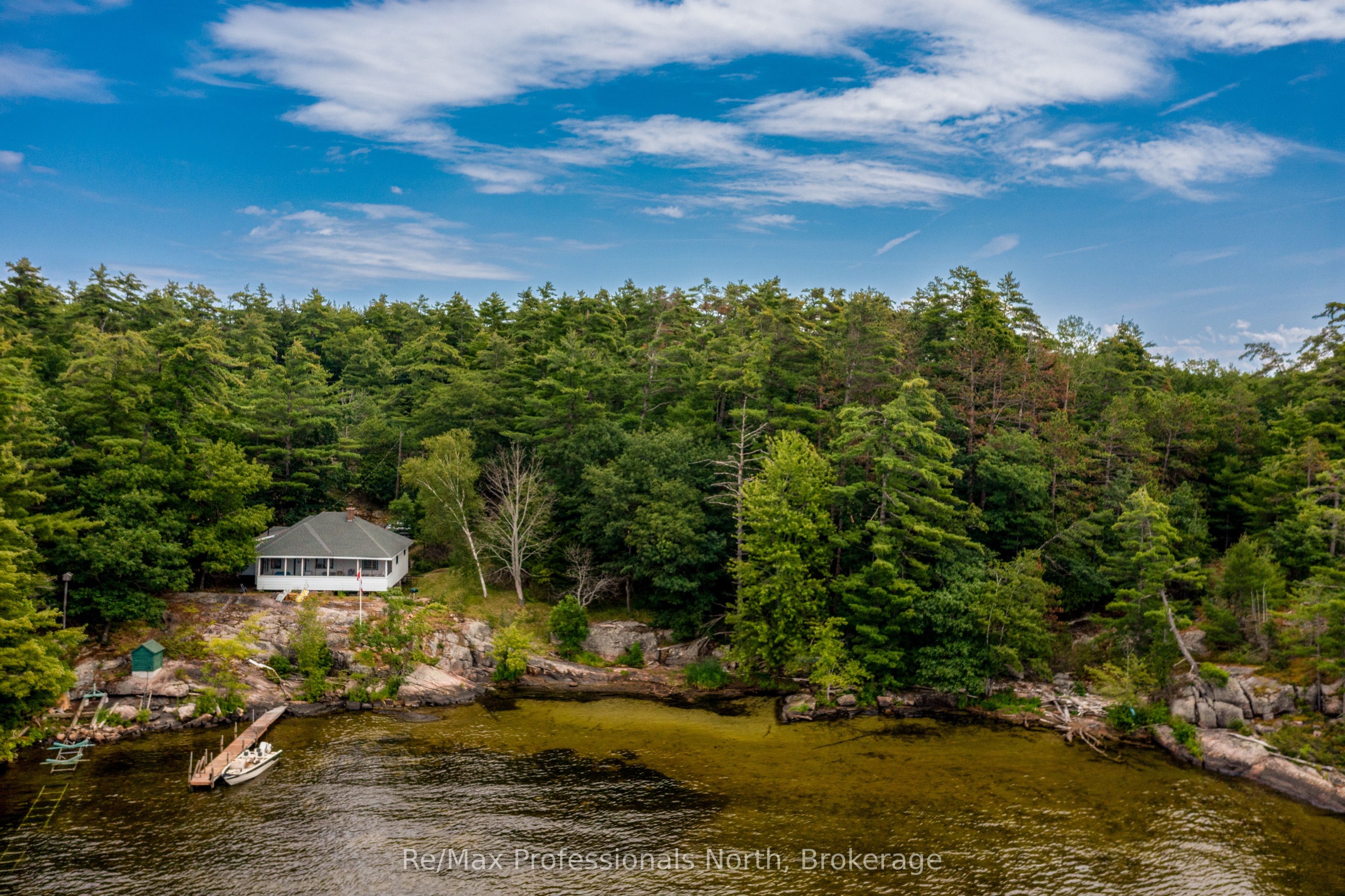 1102 Unit 2 Clipsham Road, Gravenhurst, ON P0E 1G0 photo 2