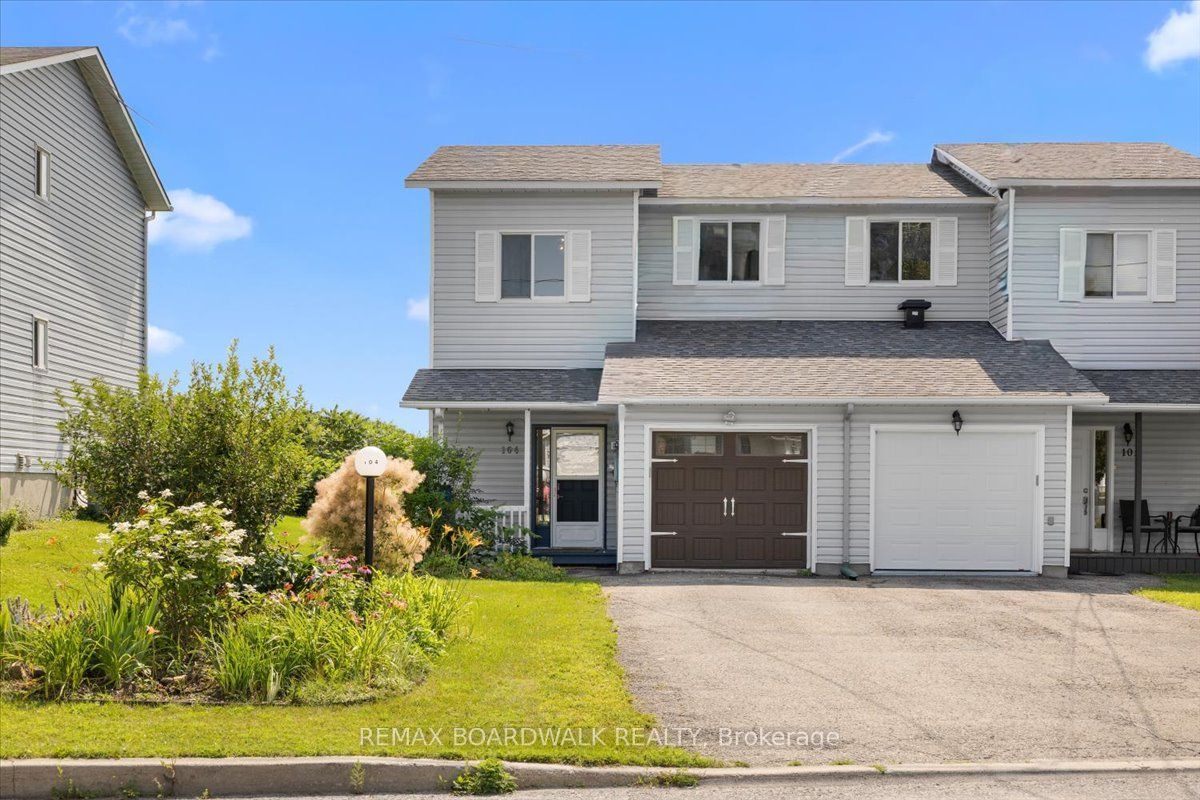 104 Dunham Street, Carleton Place, ON K7C 4M8