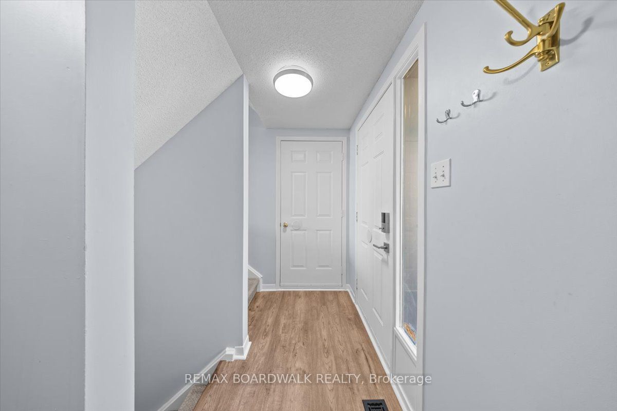 104 Dunham Street, Carleton Place, ON K7C 4M8 photo 3