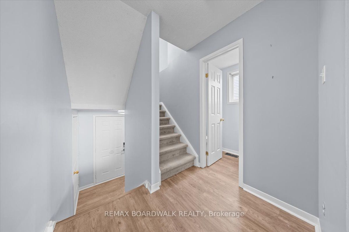 104 Dunham Street, Carleton Place, ON K7C 4M8 photo 5