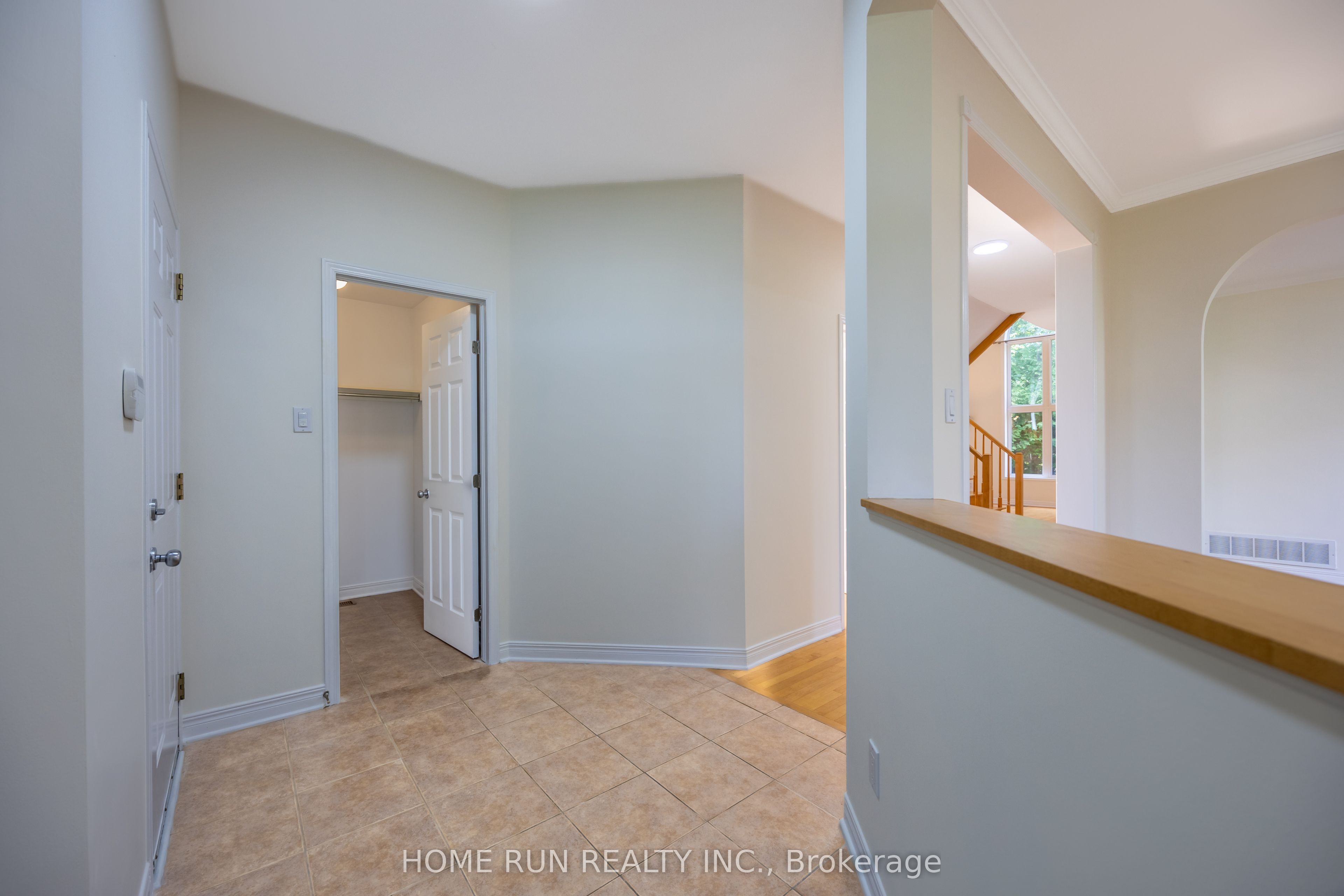 281 Goldridge Drive, Kanata, ON K2T 1H4 photo 4