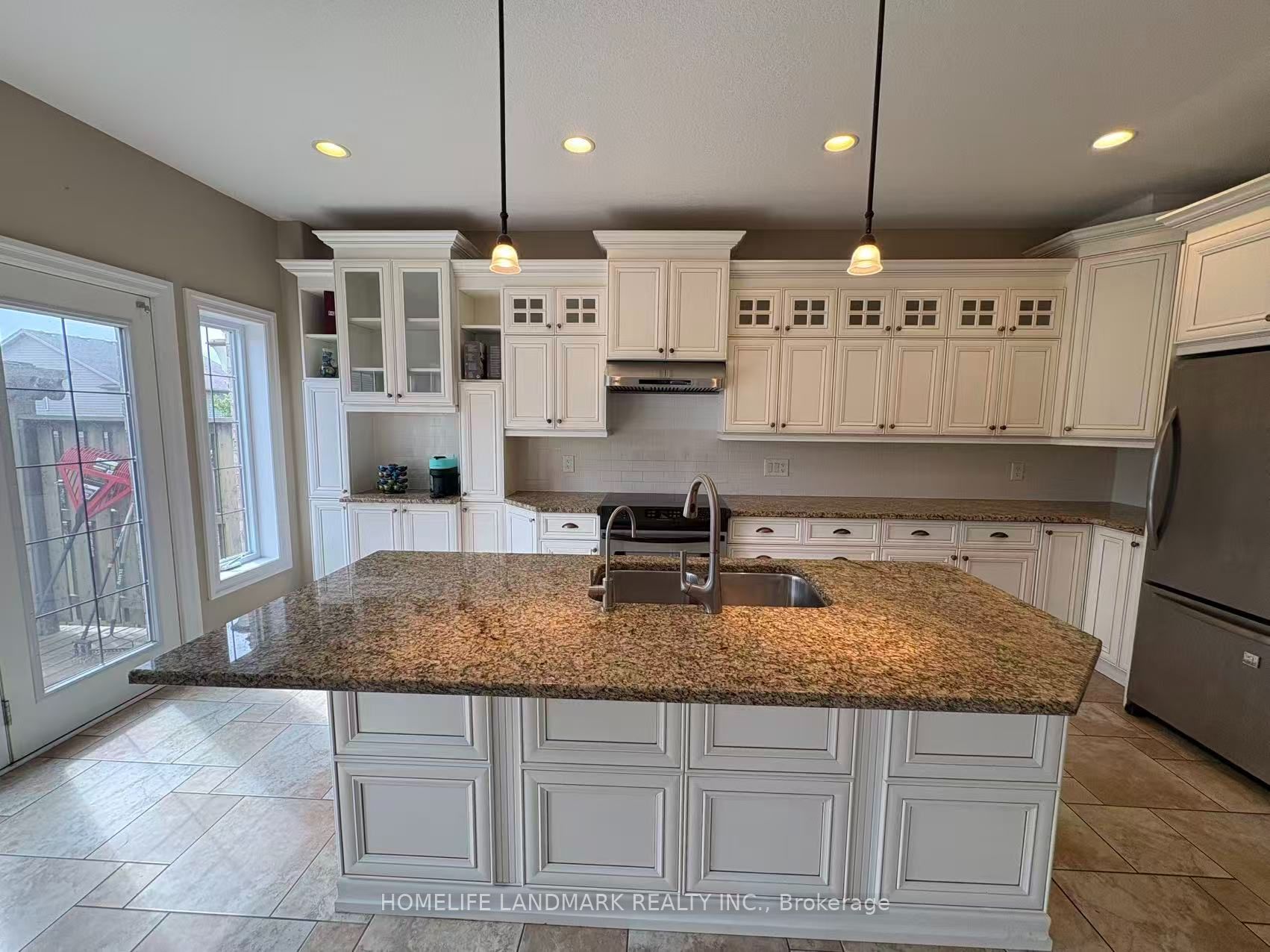882 Kettleridge Street, London North, ON N6H 0E7 photo 3