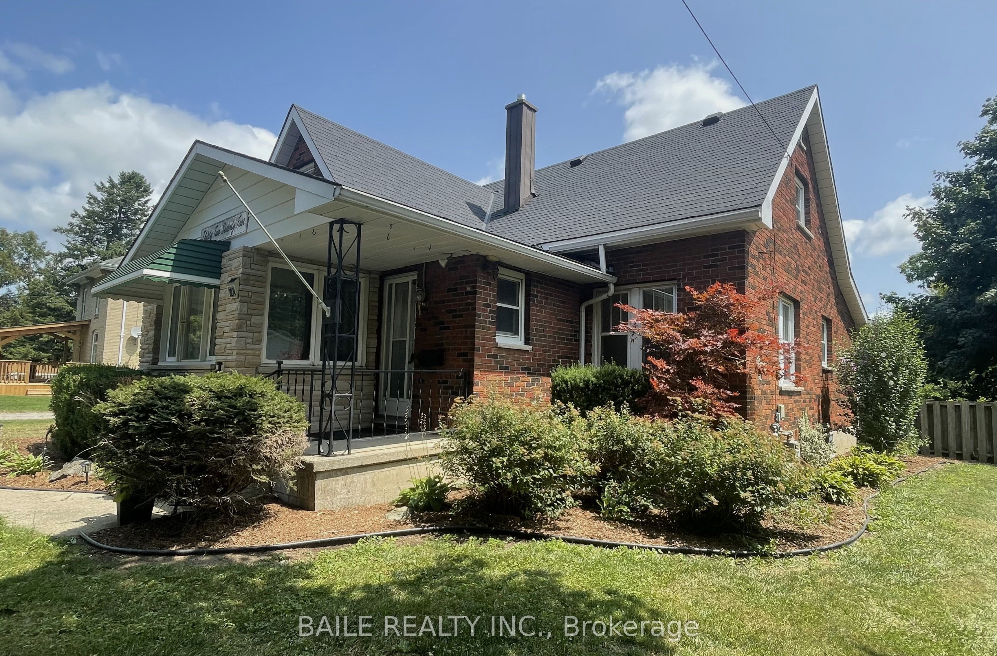 3274 River Street, Brooke-Alvinston, ON N0N 1A0