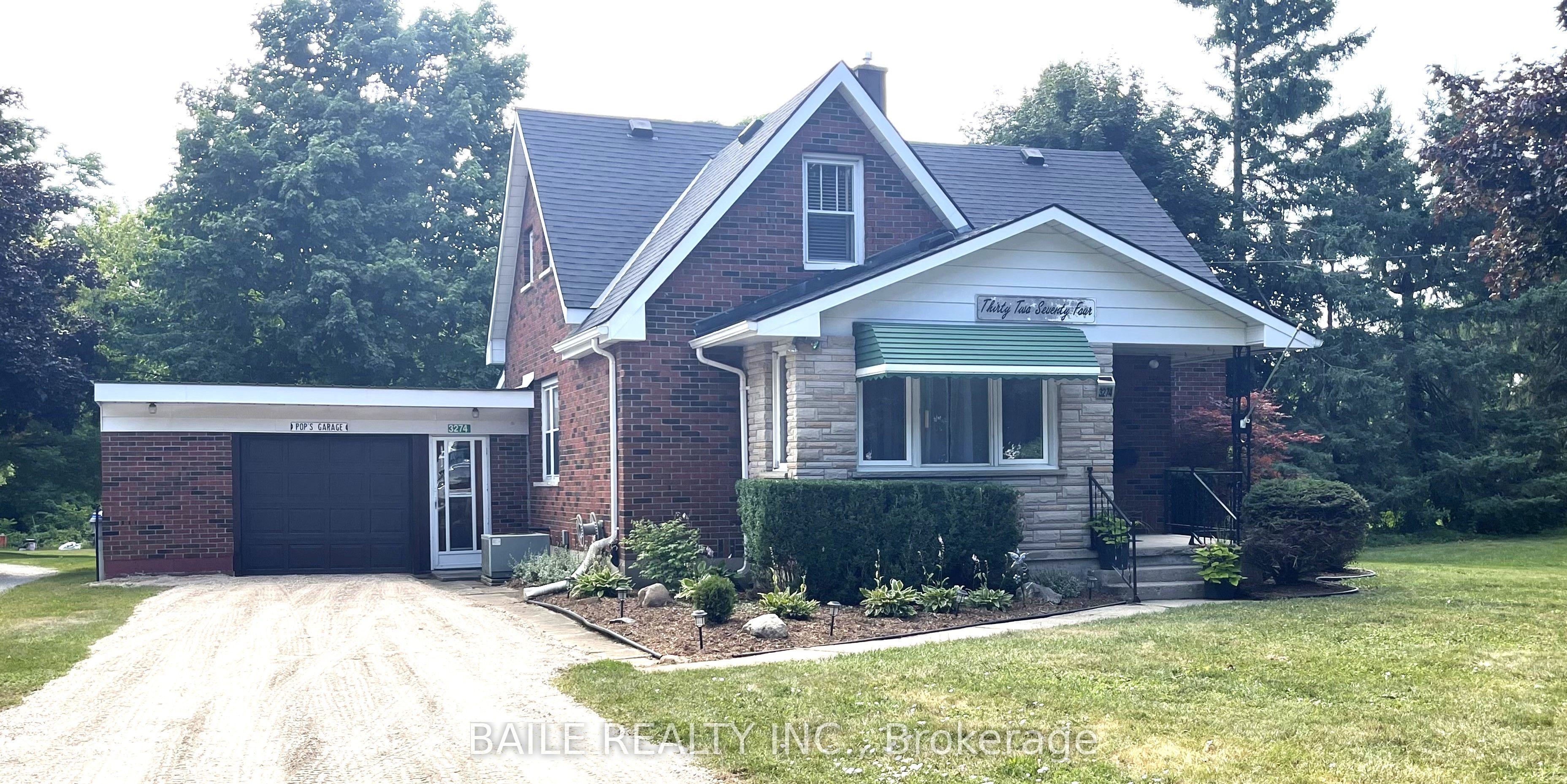 3274 River Street, Brooke-Alvinston, ON N0N 1A0 photo 2