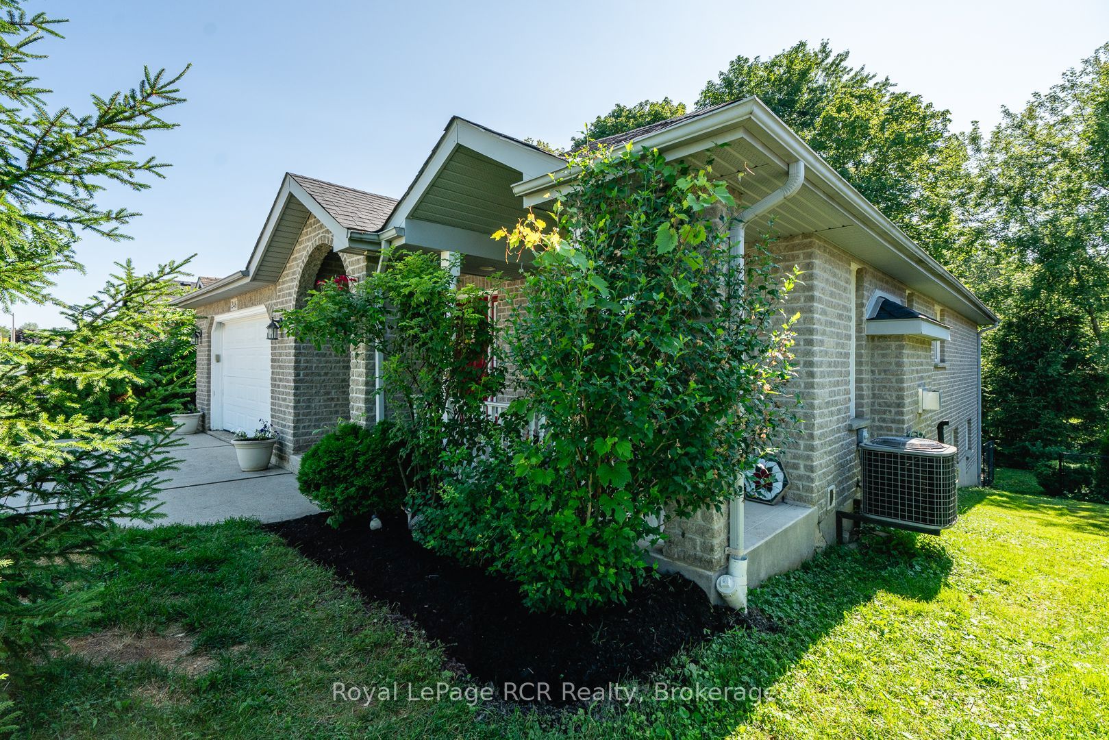 246 16th Avenue Crescent, Hanover, ON N4N 3V3 photo 4