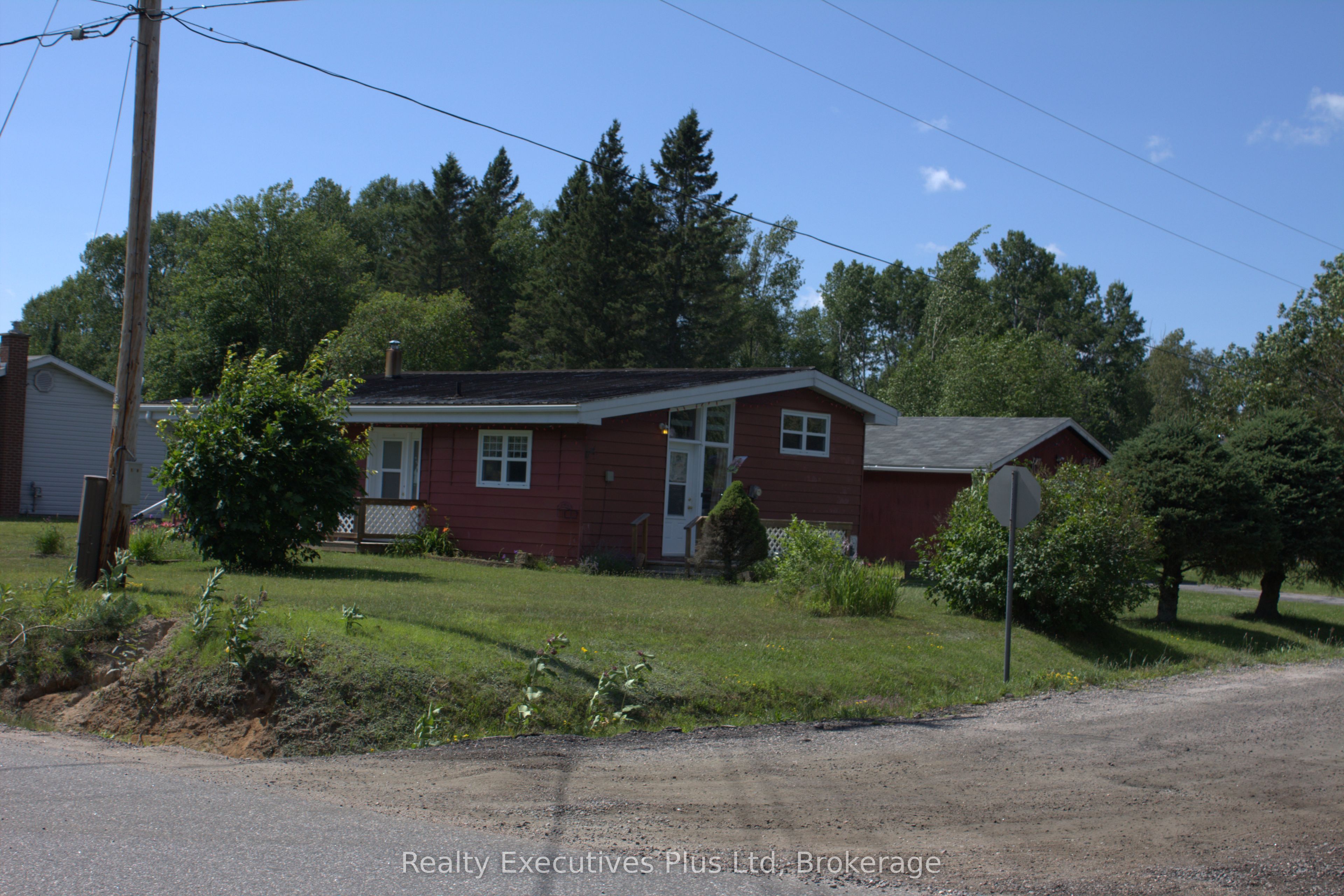 106 Cheryl Crescent, Strong, ON P0A 1Z0 photo 2