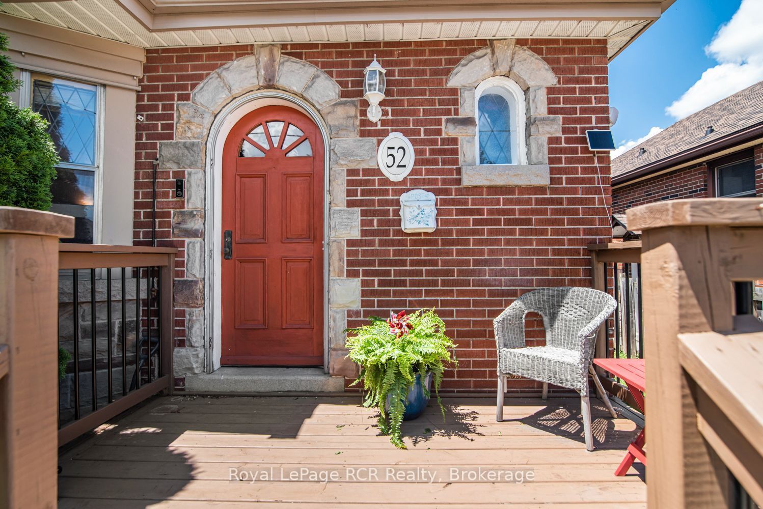 52 Cameron Avenue S, Hamilton, ON L8K 2W9 photo 4