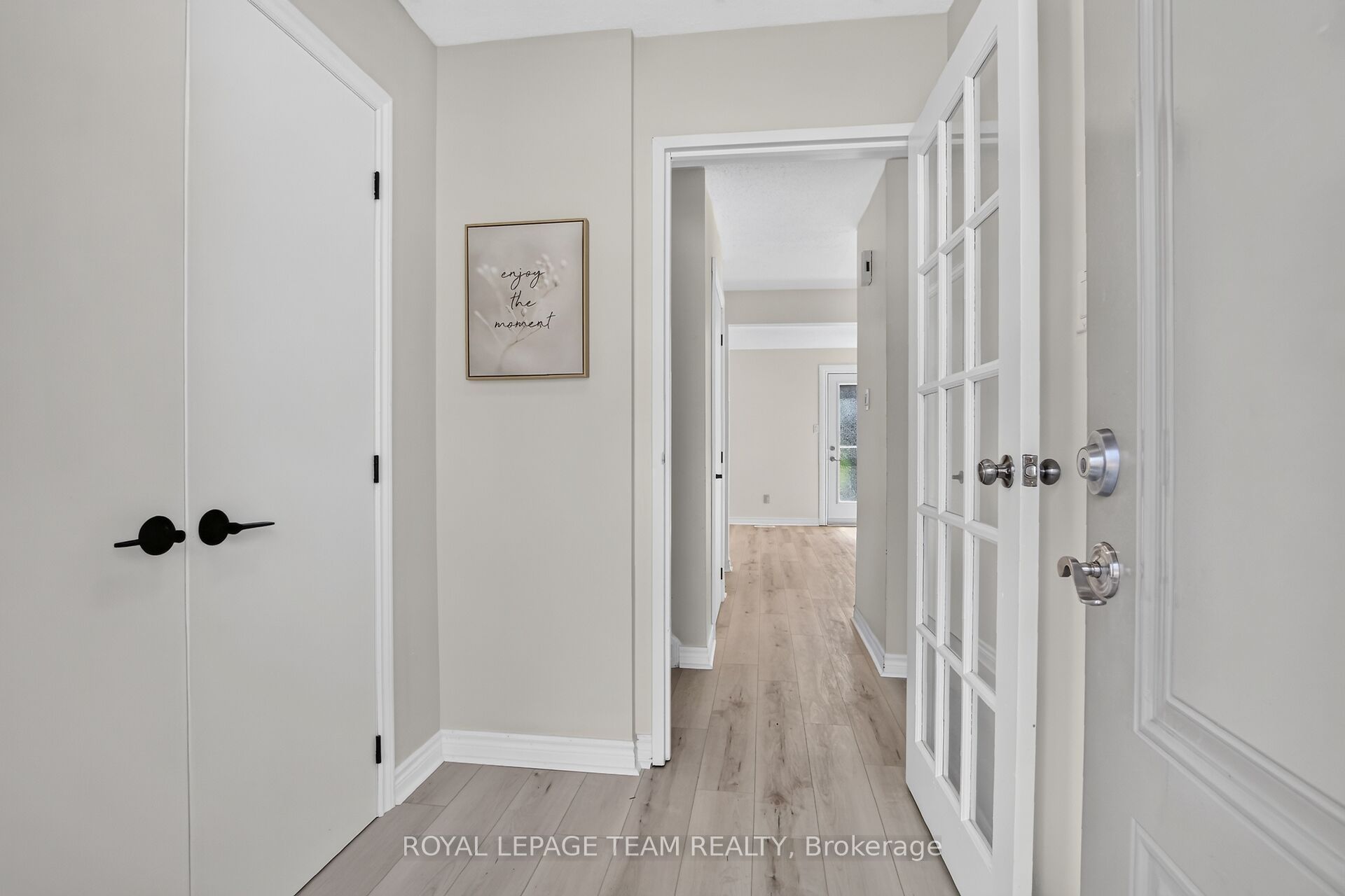 120 Mcclintock Way, Kanata, ON K2L 2A4 photo 3