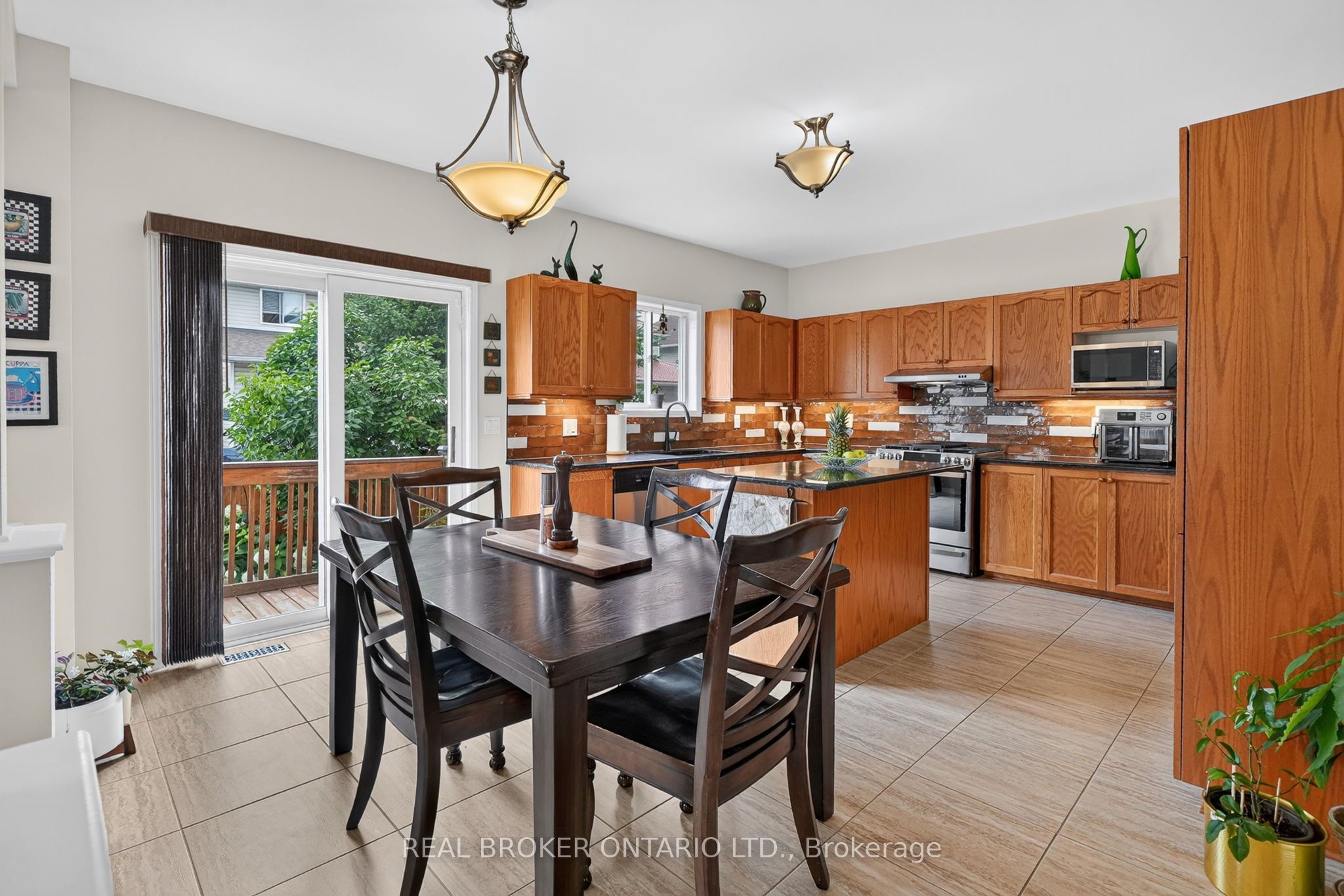 157 Fairlop Way, Barrhaven, ON K2J 5B8 photo 5