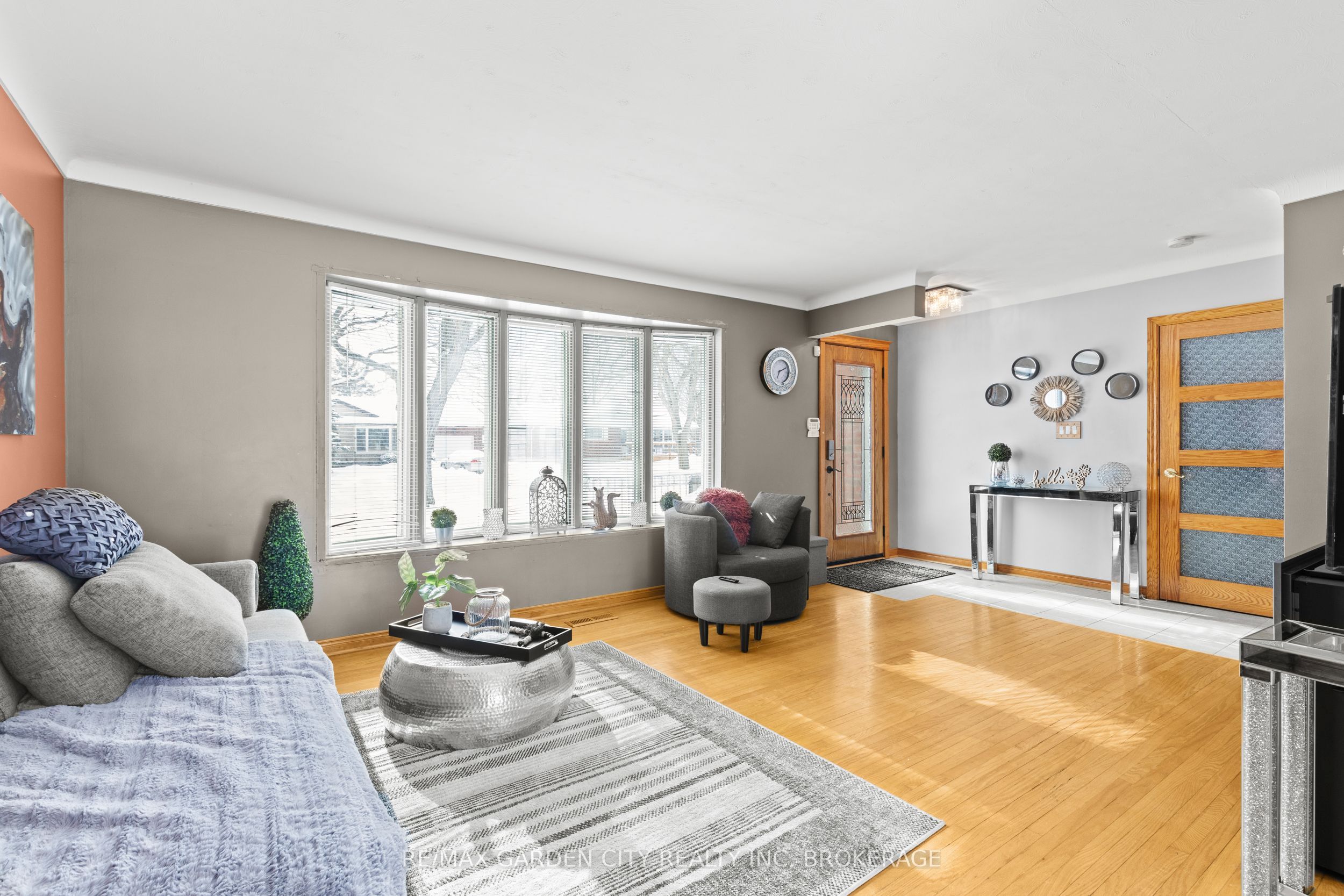 8842 Roosevelt Street, Niagara Falls, ON L2G 7A2 photo 4