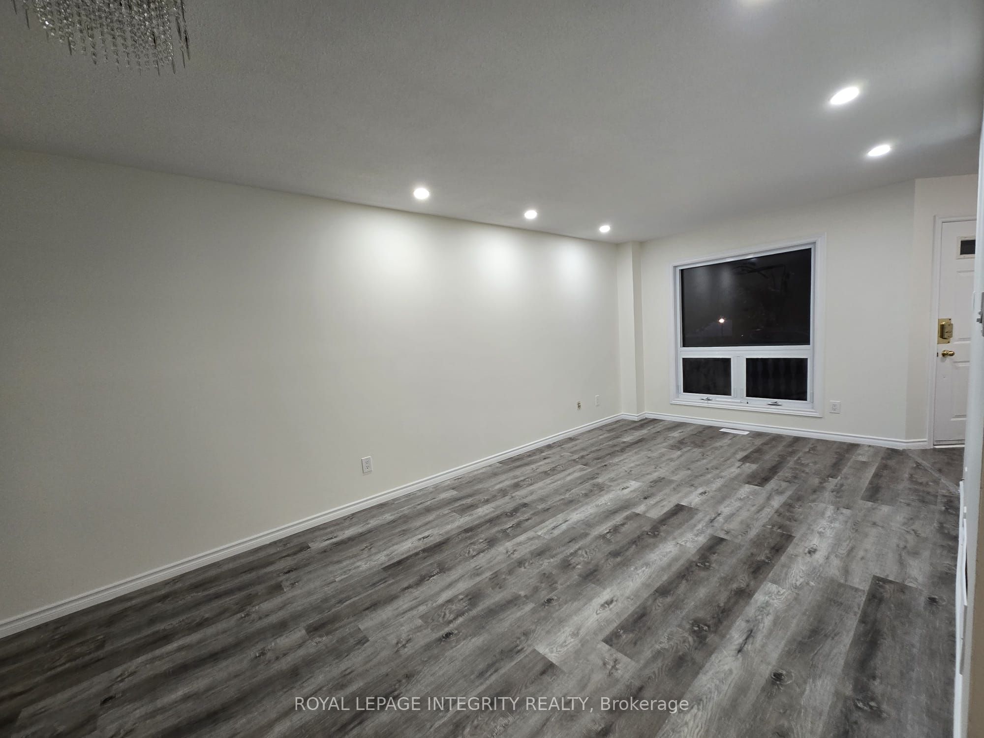53 Sarrazin Way, Barrhaven, ON K2J 4A5 photo 2