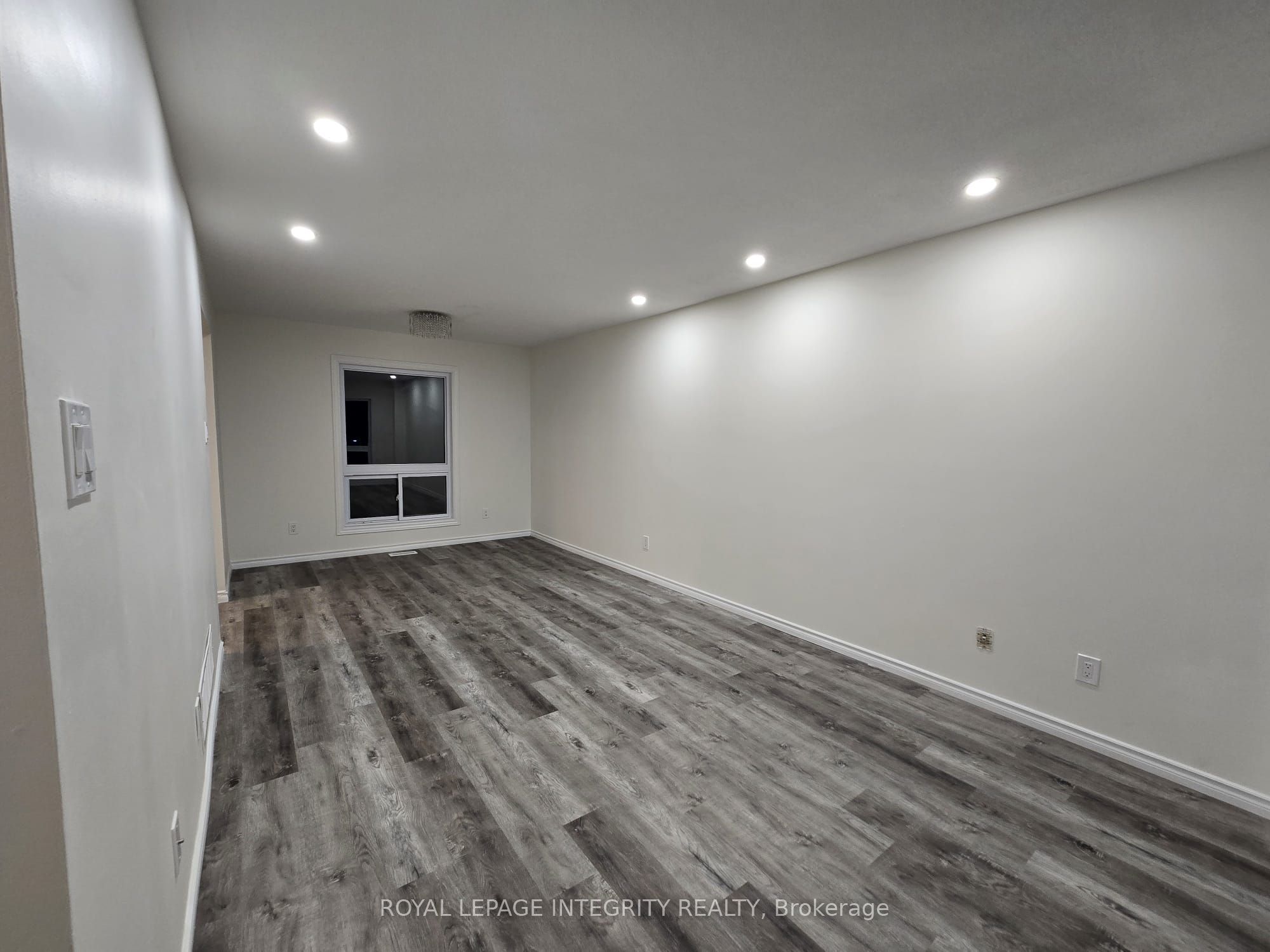53 Sarrazin Way, Barrhaven, ON K2J 4A5 photo 3