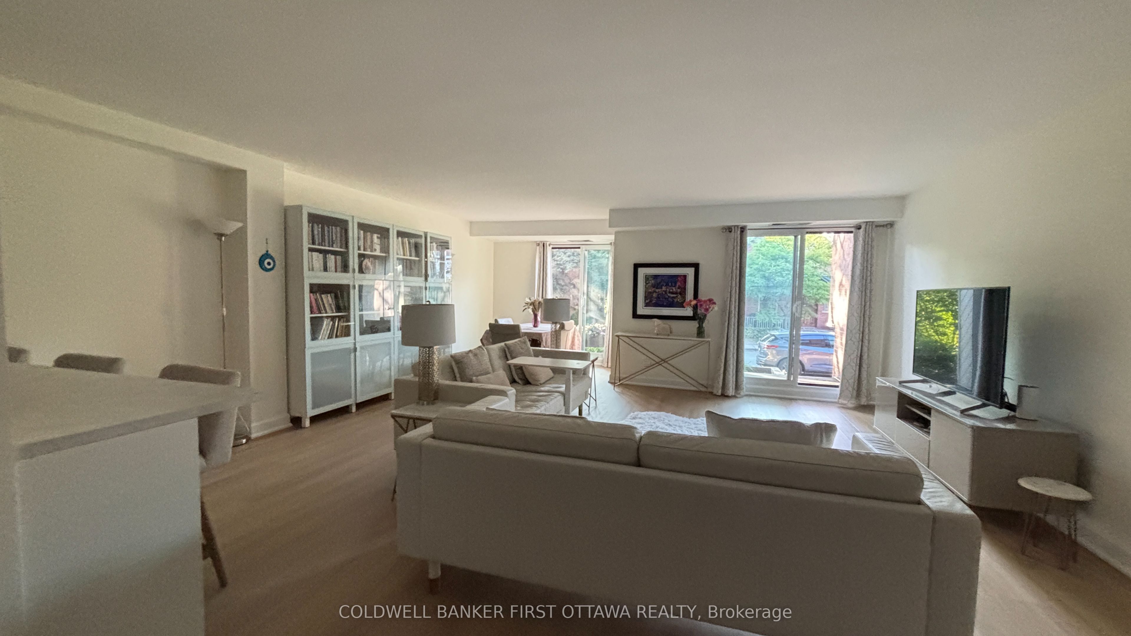 142 Waverley Street 1A, Ottawa Centre, ON K2P 0V4 photo 5