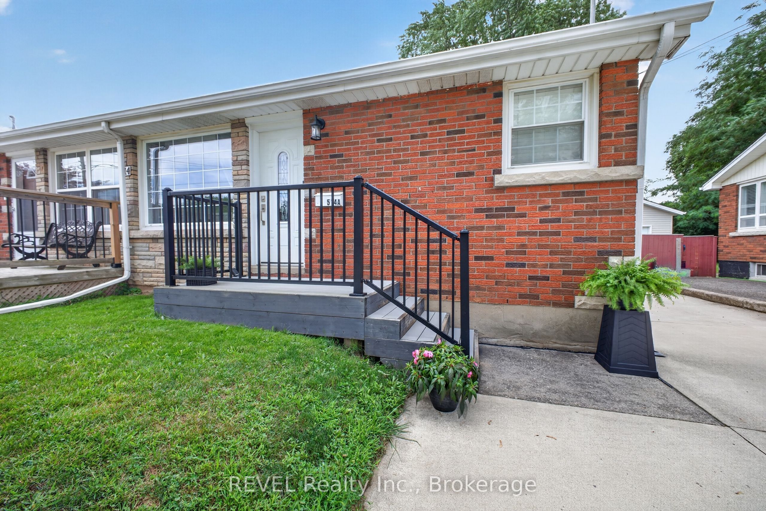 514 - A Scott Street A, St. Catharines, ON L2M 3X2