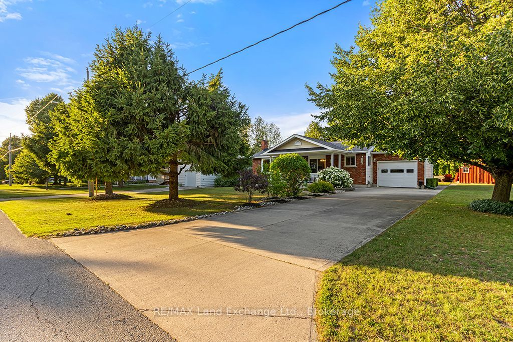 334 Cole Boulevard, Saugeen Shores, ON N0H 2L0 photo 4