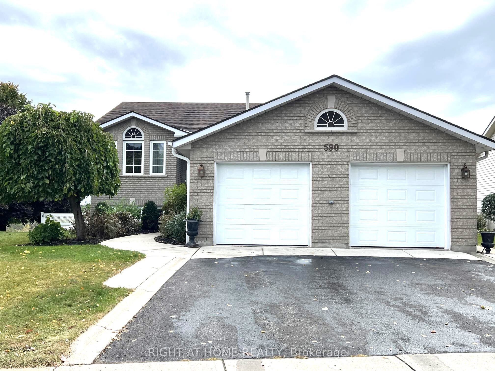 590 Arbour Crescent, Kingston, ON K7M 8Y1