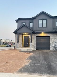 7129 Parsa Street, Niagara Falls, ON L2H 3T2