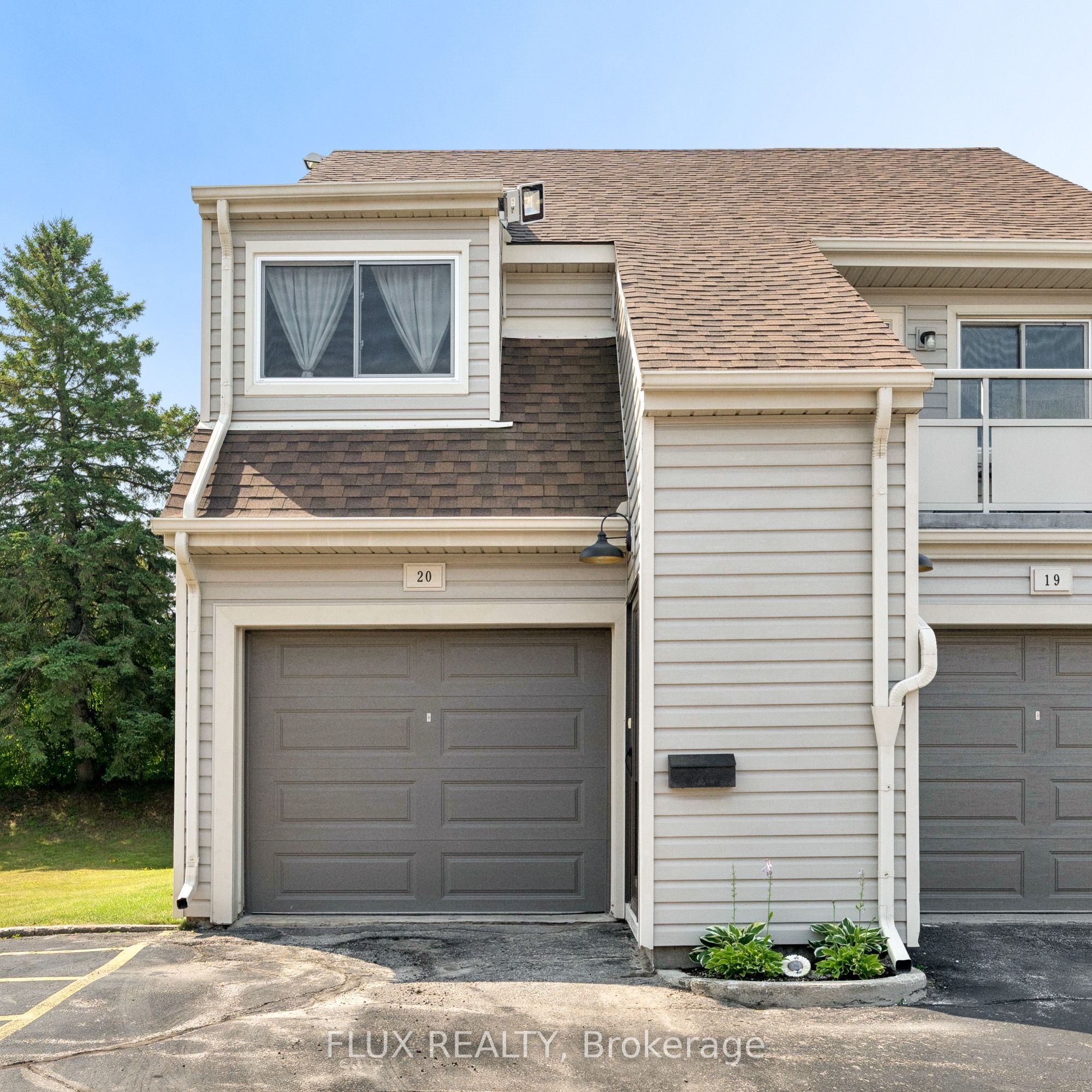 337 Kingswood Drive 20, Kitchener, ON N2E 1X5 photo 2