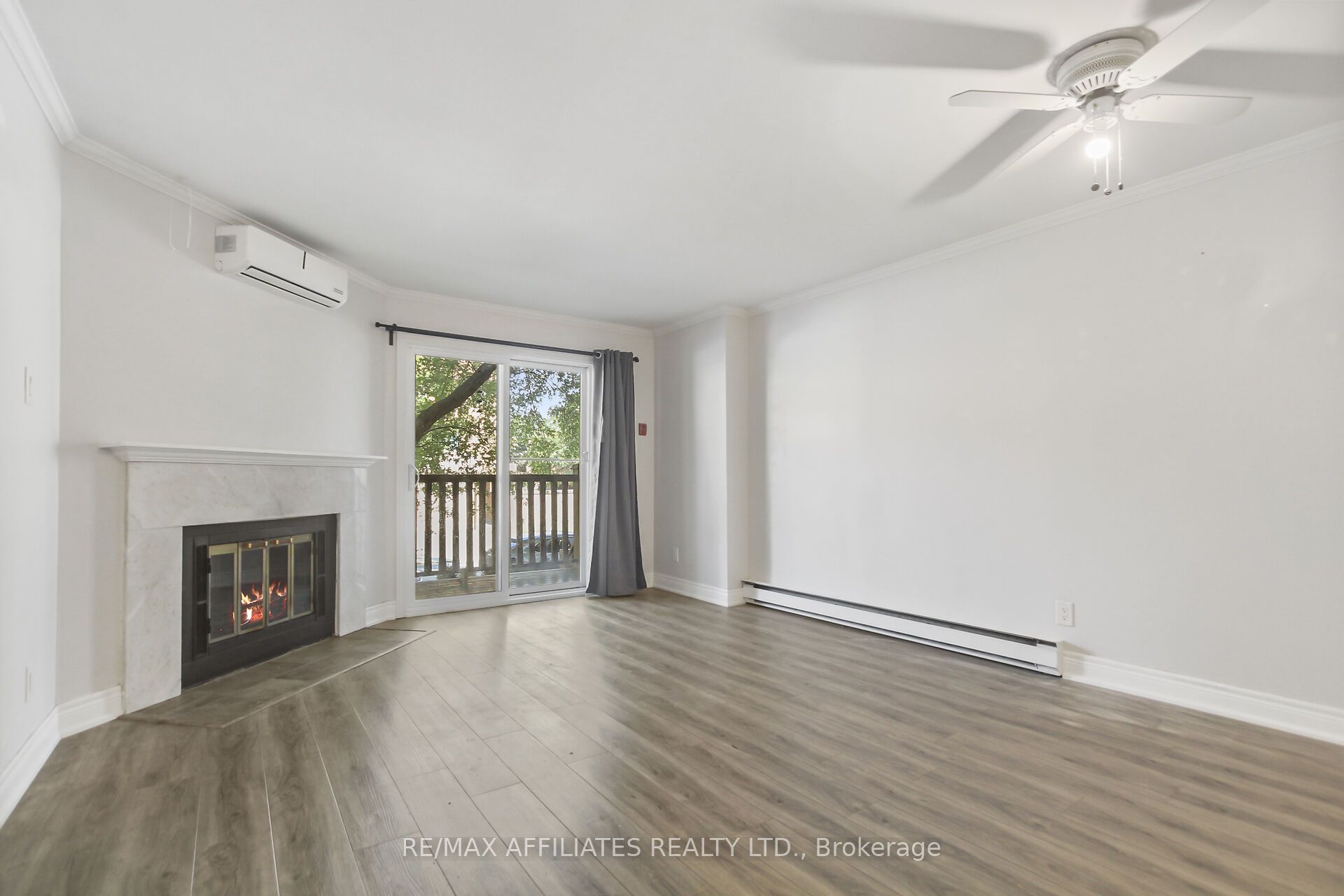 160 Bruyere Street 1, Lower Town - Sandy Hill, ON K1N 5E1 photo 2