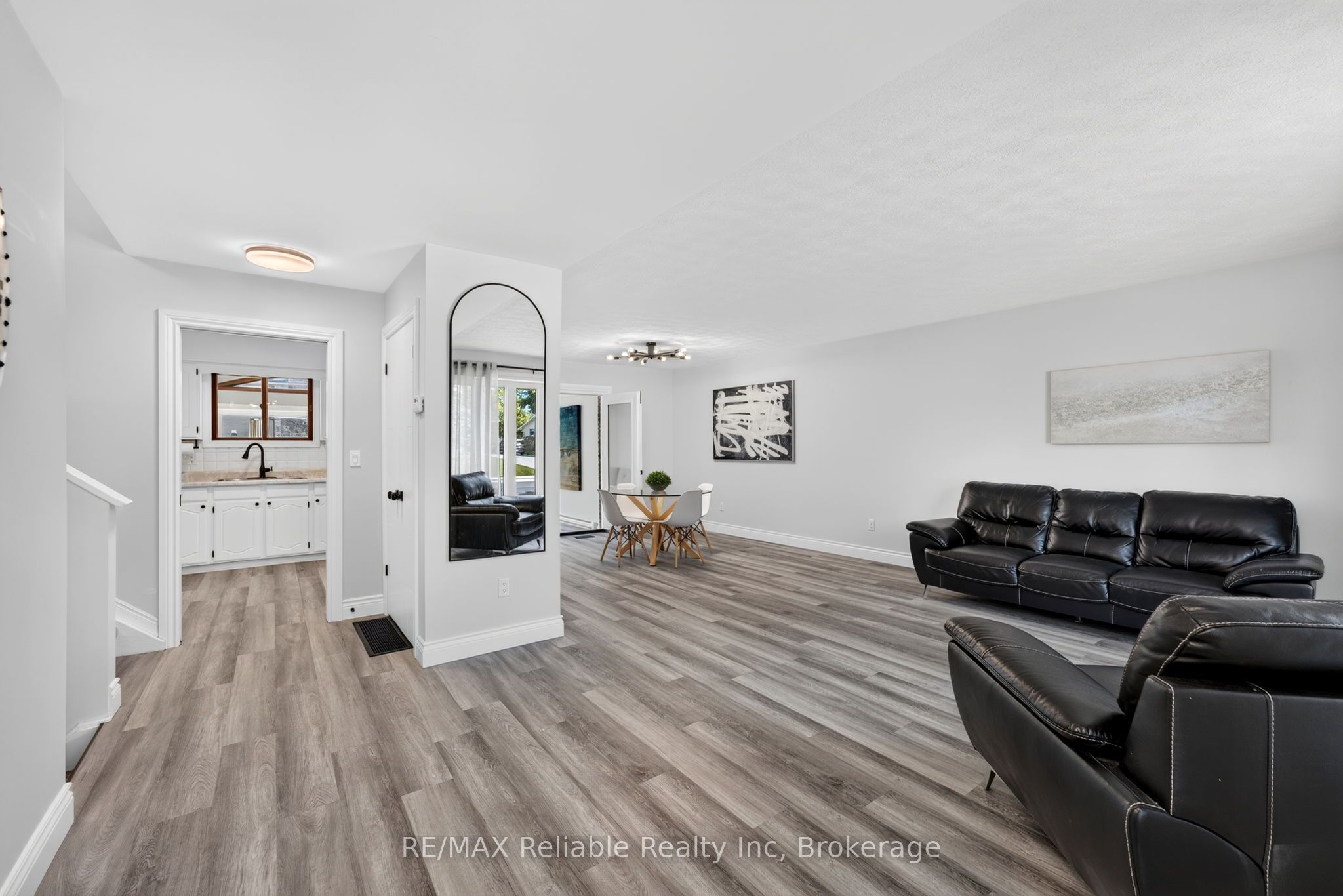 17 Suncoast Drive W, Goderich, ON N7A 4H1 photo 5